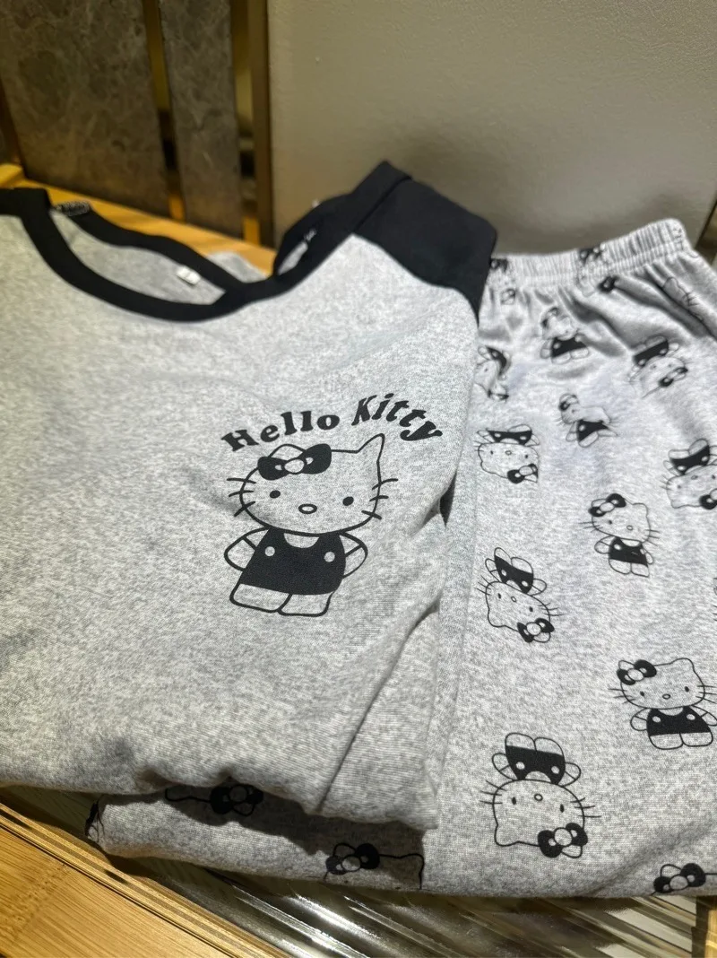 New Casual Hello Kittys Spring Autumn Long Sleeved Pajamas Set Black Gray Color Long Pajamas Suit Winter Warm Homewear Pajamas