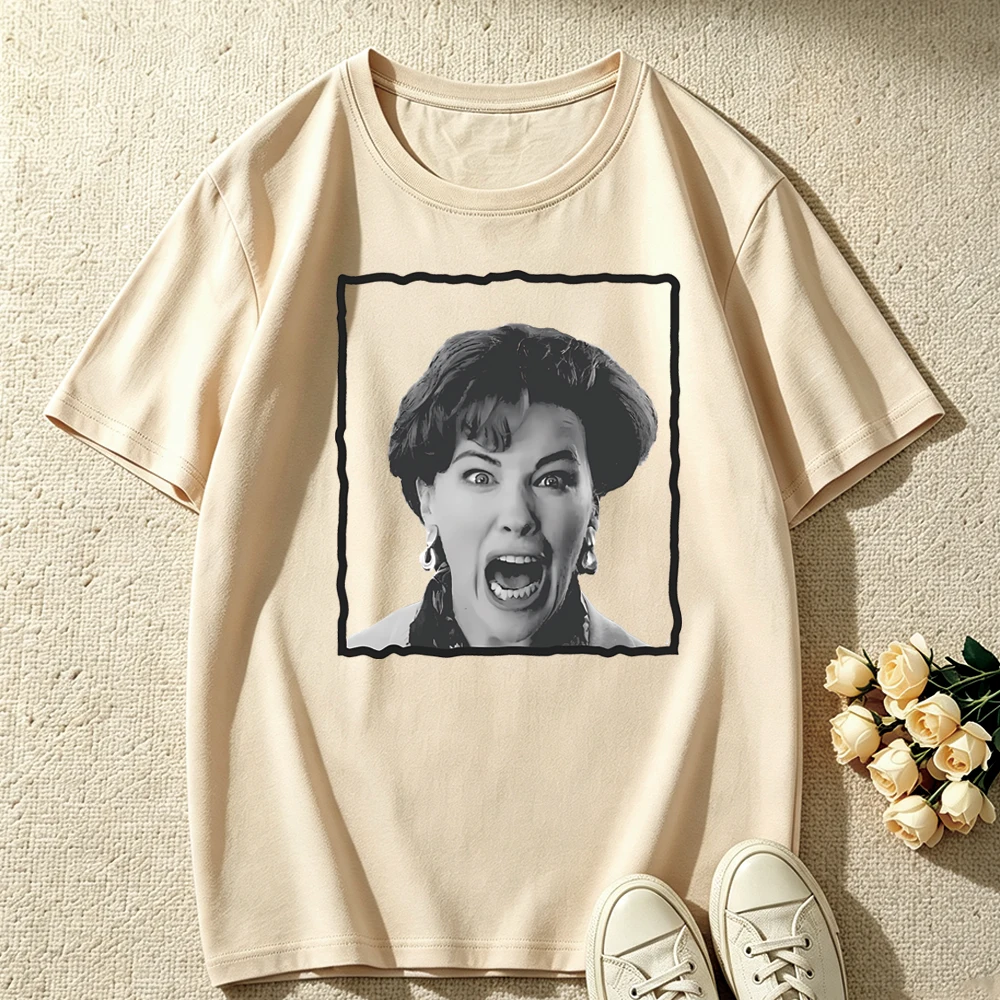 Kevin's Mom T-shirt Home Alone Movie Inspired Tshirt Christmas Shirts Trendy Casual Short Sleeve Tops Women Aesthetic Clothes