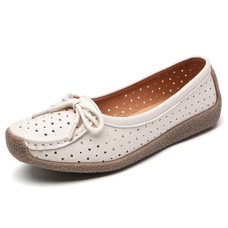 Summer Hollow-out Women's Leather Lazy Shoes Flat Casual Breathable Middle-aged and Elderly Moms Shoes