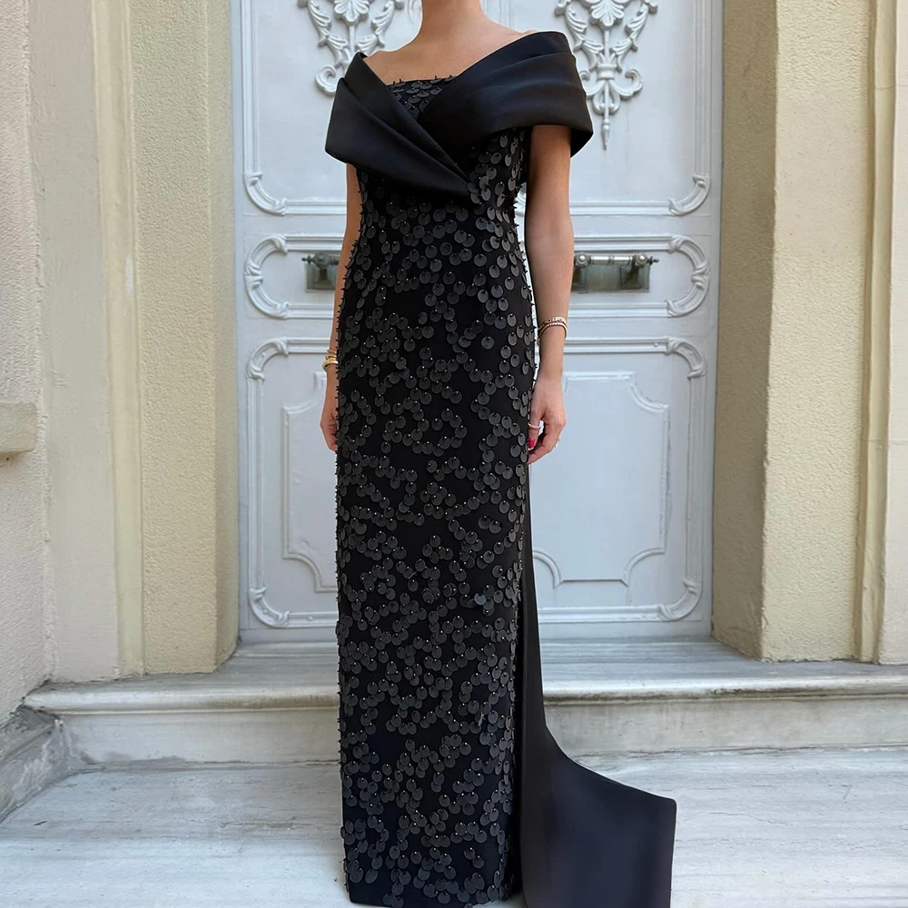 Maßgeschneiderte gerade Abendkleider, bodenlang, schulterfrei, ärmelloses Abendkleid, modisches, schlichtes, drapiertes Partykleid mit Pailletten