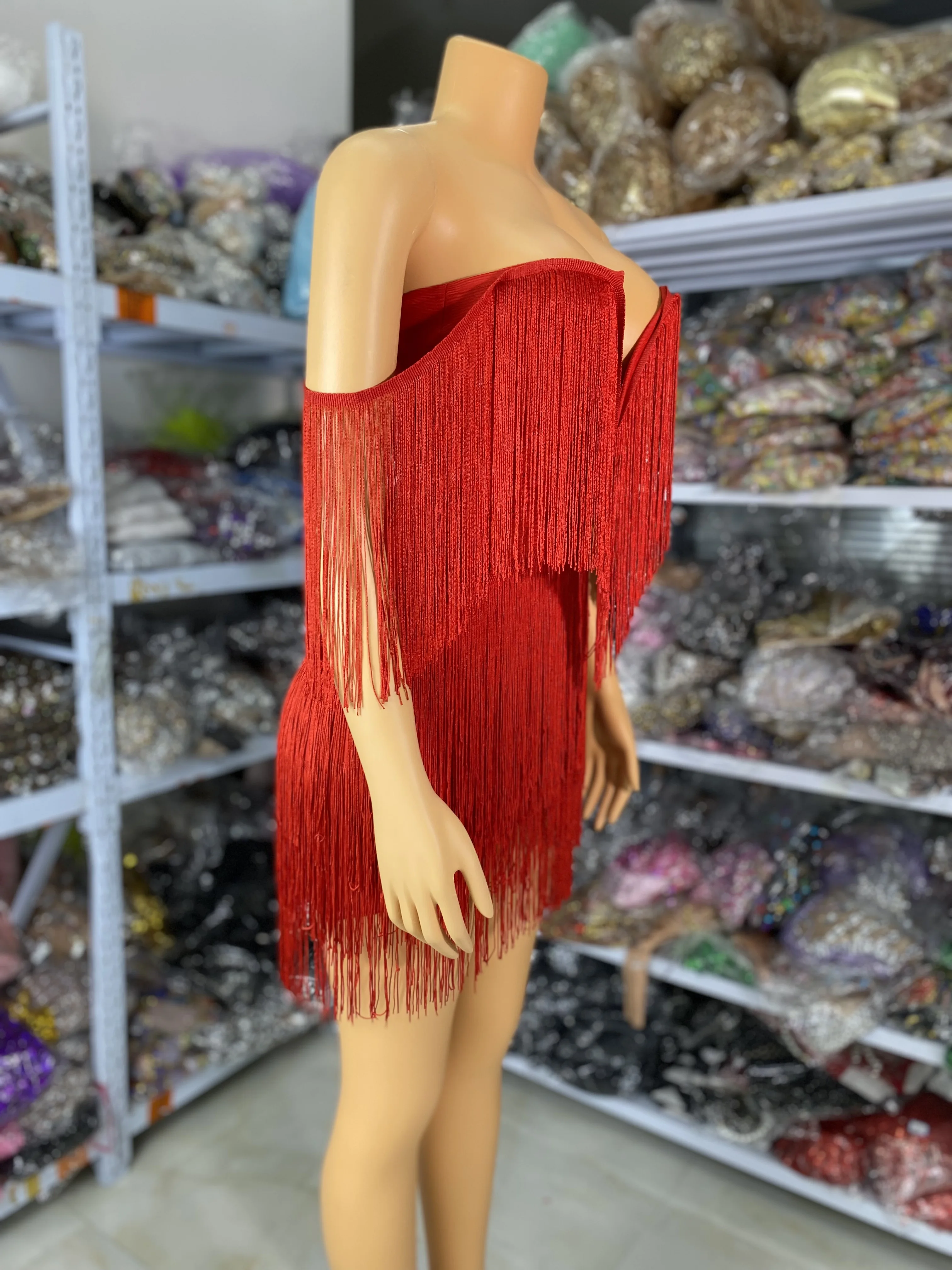 Femmes rouge frangé pansement moulante Mini robe épaules nues broderie célébrité soirée Club robes de soirée discothèque Gogo Costume