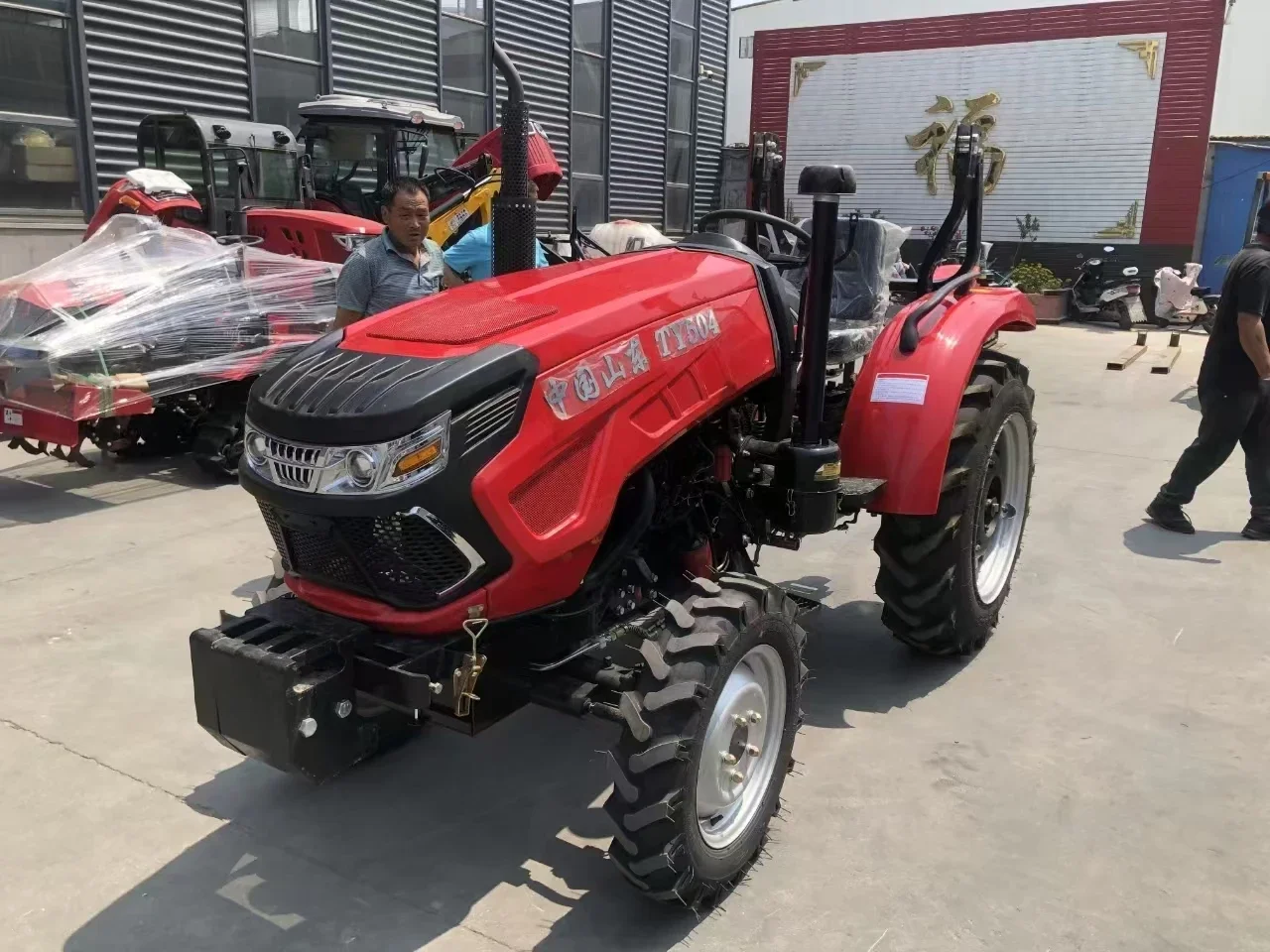Best Selling 50hp Mini Tractor 4WD Garden Farm 4-Wheel Crawler with 80hp Motor Wholesale Condition Tiller