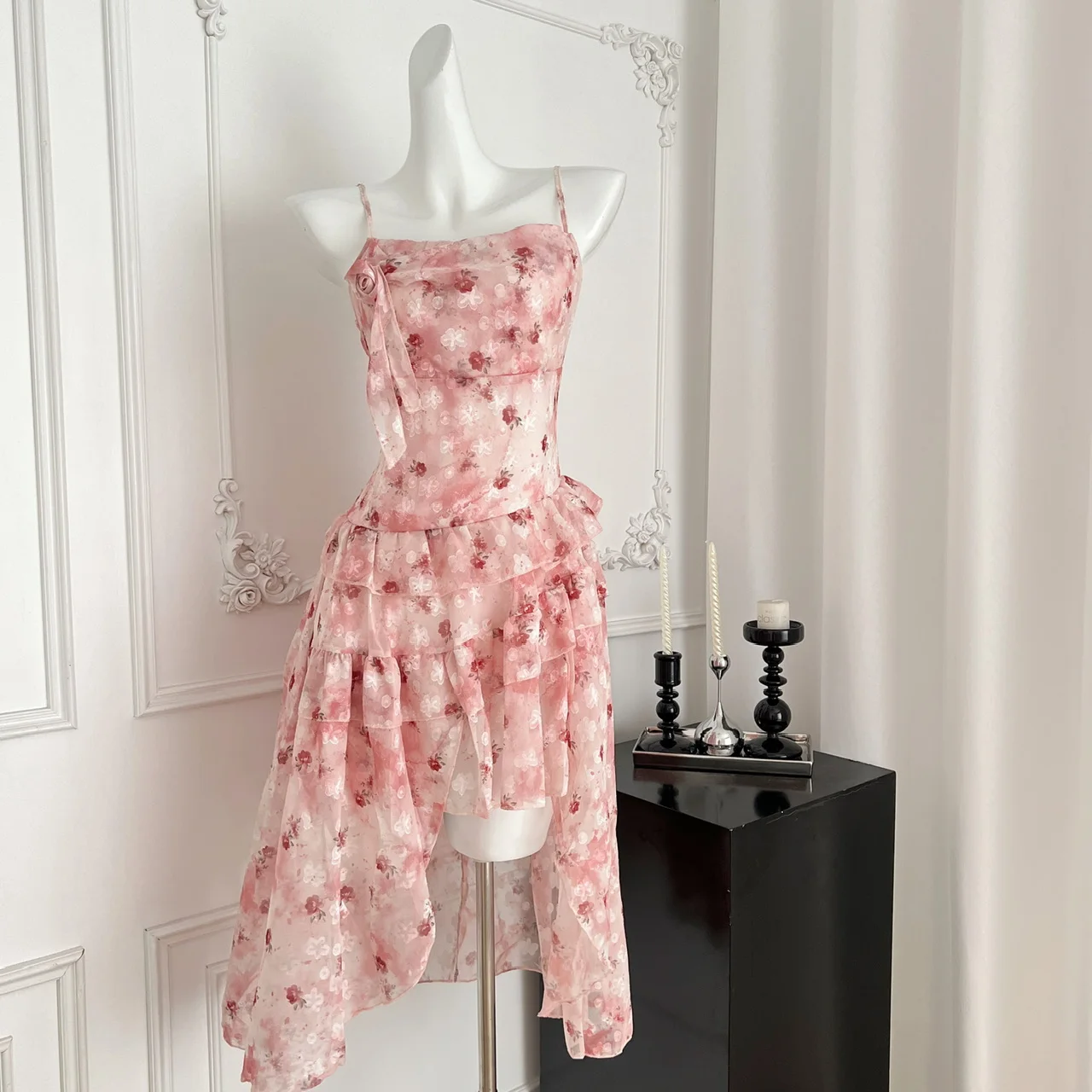 Frauen urlaub träger loses Blumen Maxi kleid 2025 Sommer trend ige unregelmäßige Saum Strand Sommerkleid sexy lange Boho Chic Kleider