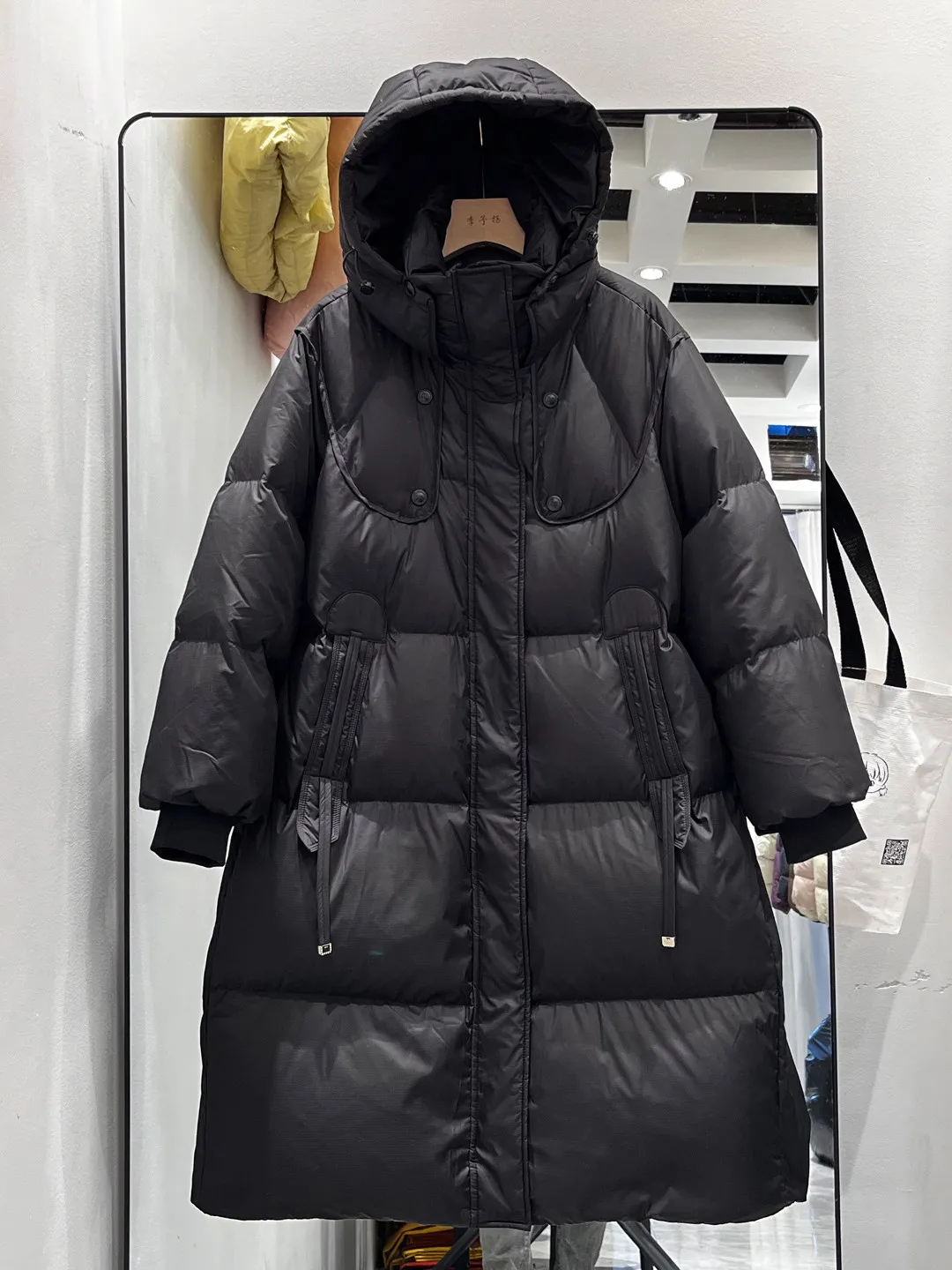2026 Winter New Women's Down Jacket Hooded Windproof Parker Commuter Jacket