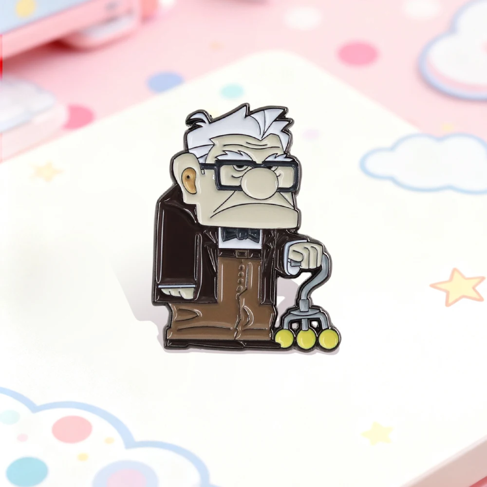 Klassische Anime-Brosche, niedlicher Chibi-Oldtimer, Emaille-Abzeichen, Sammlerstück aus Metall, Film-Accessoire, Schmuckdekoration, Geschenk für Fans – Detail 10