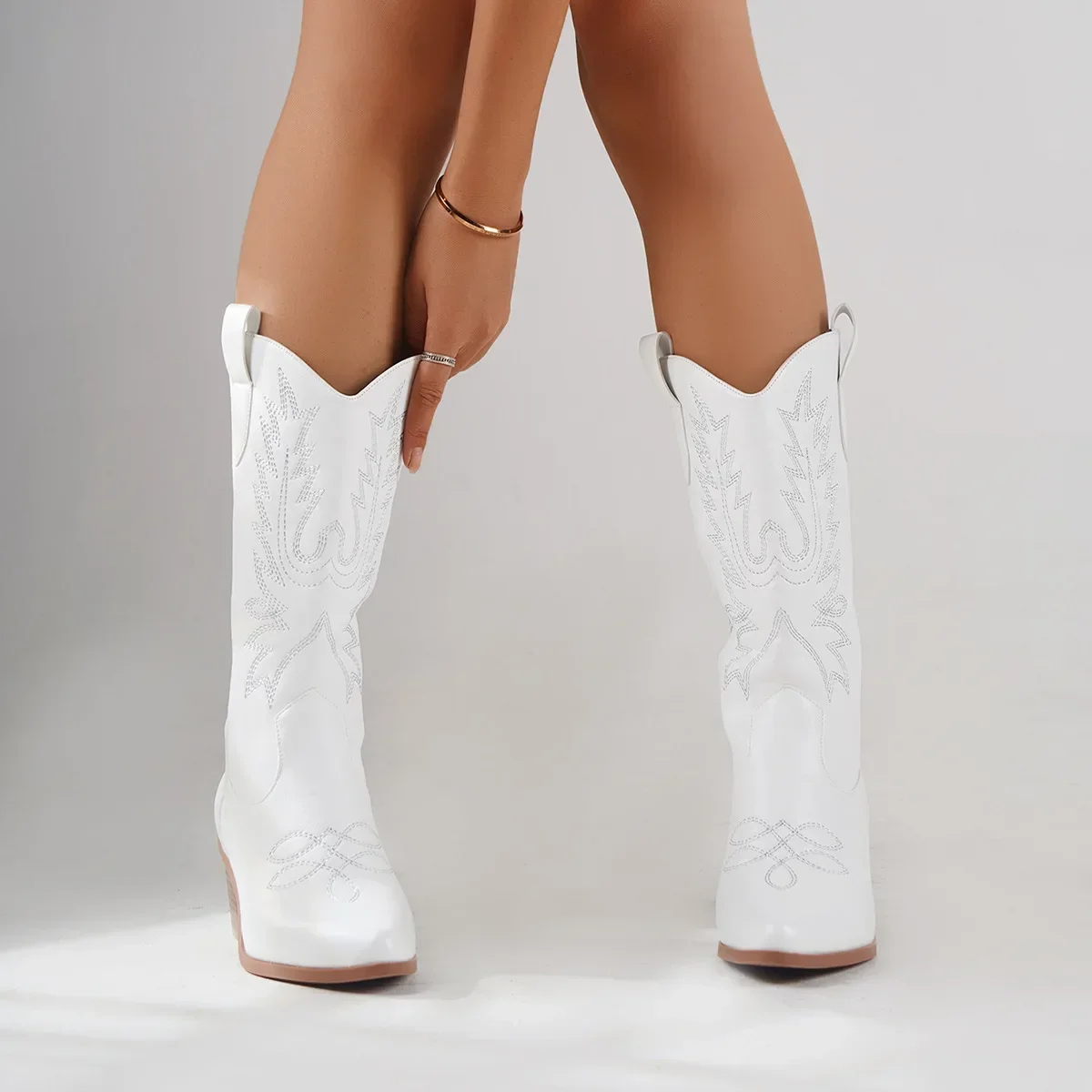 Mid-Calf Boot Boots for Women Autumn Winter Trend Slip on Embroidered Western Cowgirl Boots Vintage Style White High Heels Boots