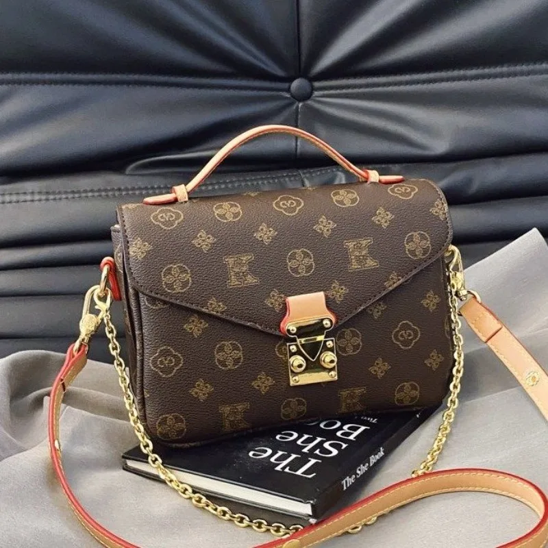 Luxury Brand Vintage Diaper Bag For Women High-End Designer Leather Tote For Stylish Commuter And Elegant Large Capacity Tote