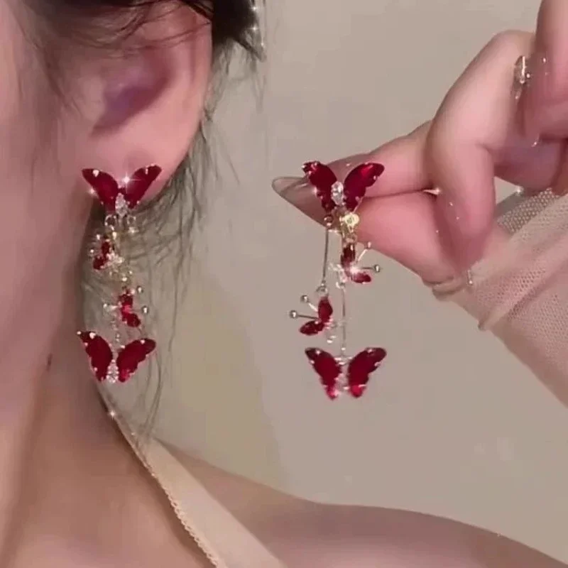 #13 Best Earrings to Buy In 2026