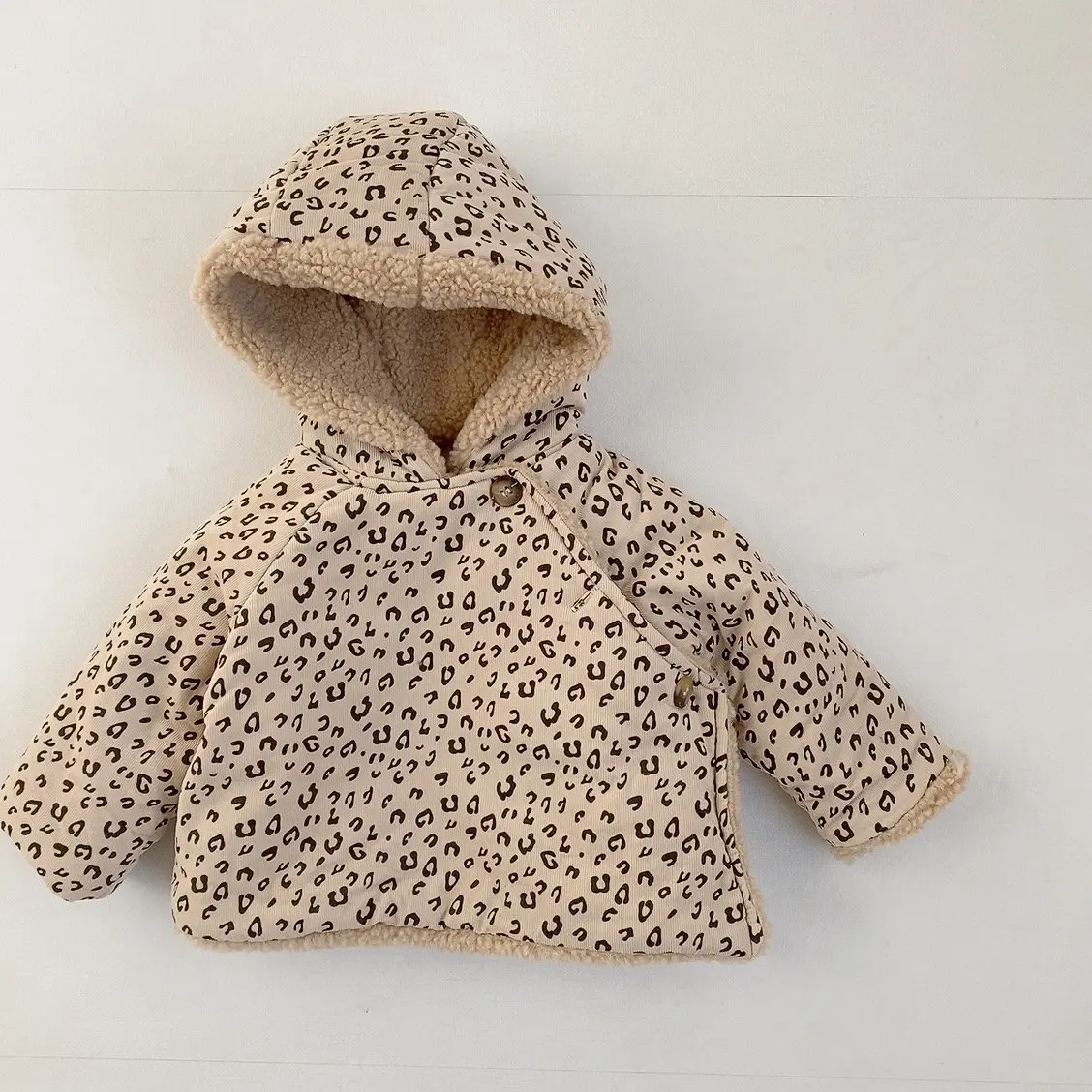 2026 Winter New Korean Style Newborn Baby Thicken Warm Coats Hooded Lamb Fleece Lining Infants Outerwear