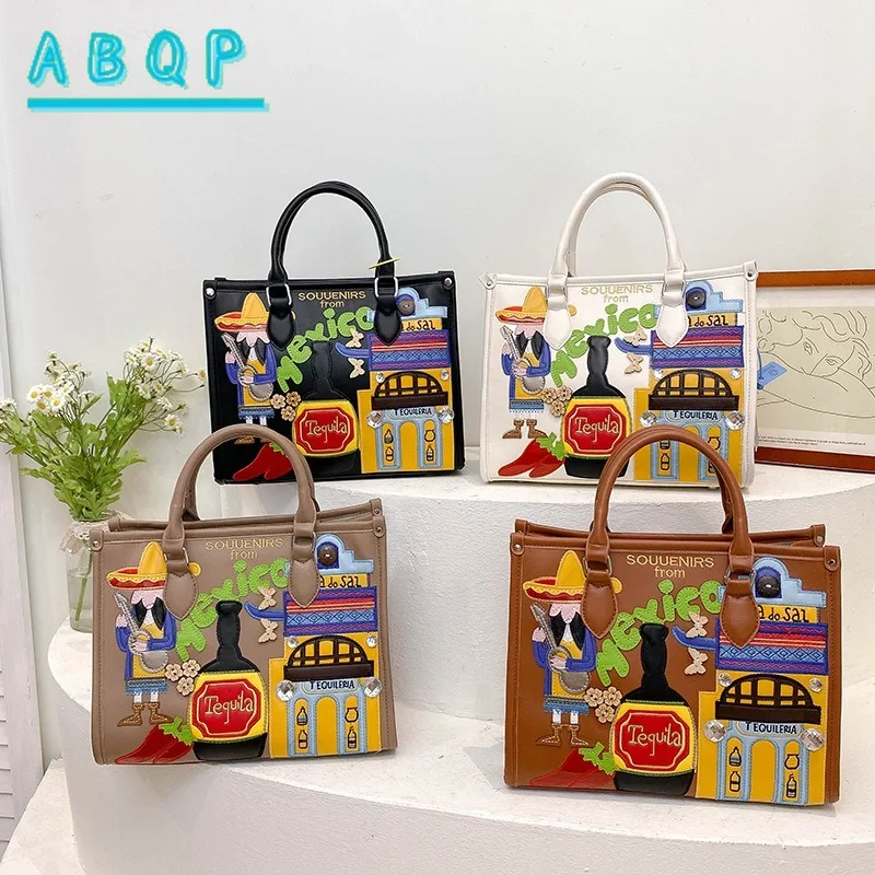 

Shoulder Bag Women's Large Capacity New Retro Tote Bag Crossbody Messenger Bags Niche Embroidery Graffiti Outdoor Leisure