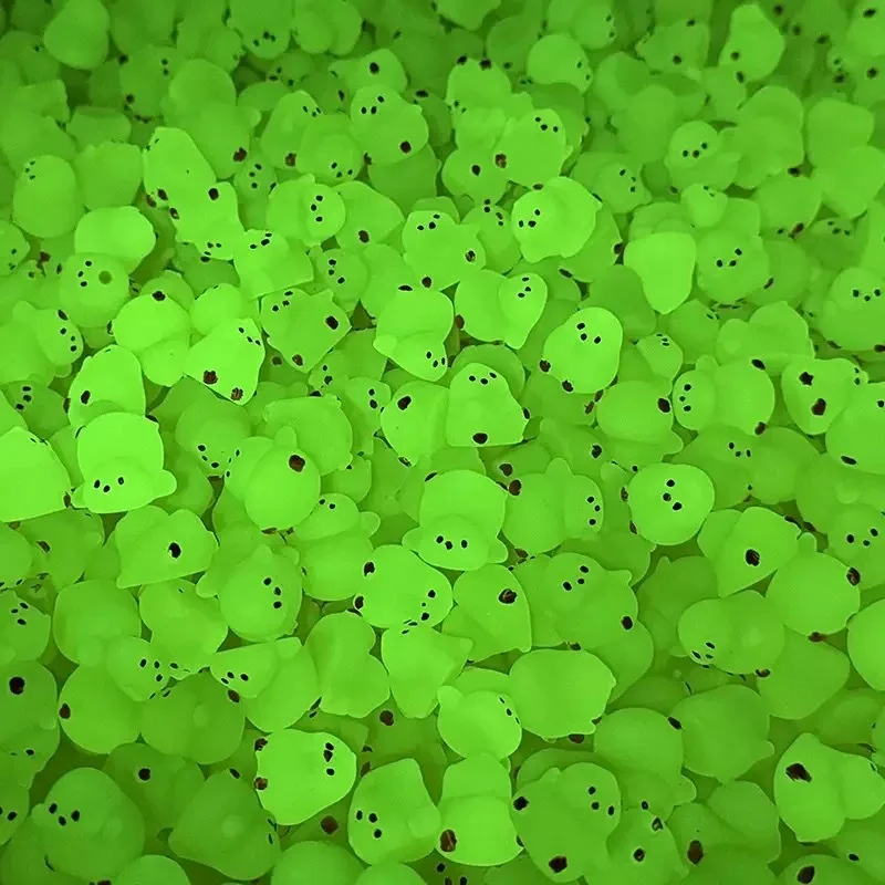 Glow In The Dark Yellow Cartoon Mini Chick Toys Squishy DIY Claw Machine Fillers Desktop Car Decorations Party Favors For Kids