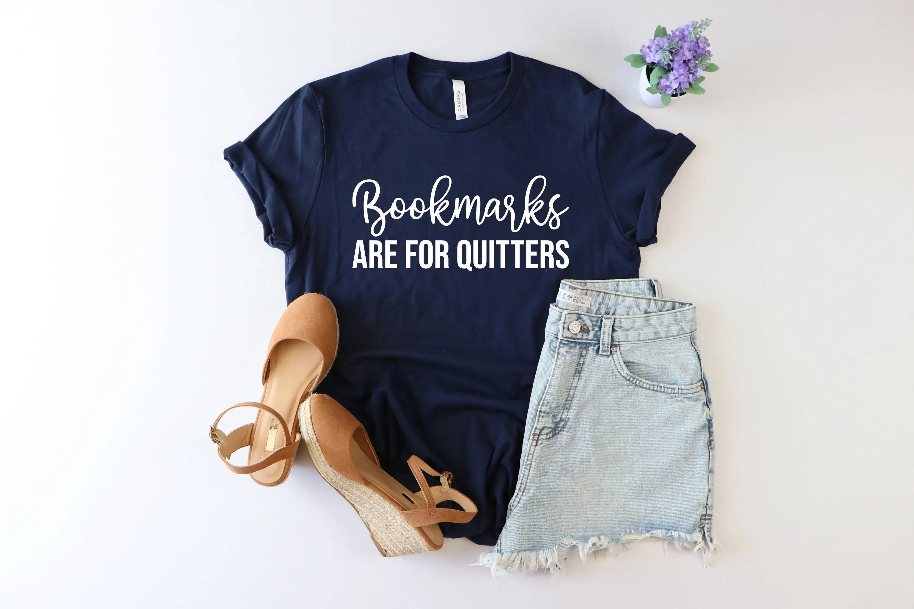 Bookmarks Are For Quitters T Shirt book lover Library reader librarian gift reading booknerd