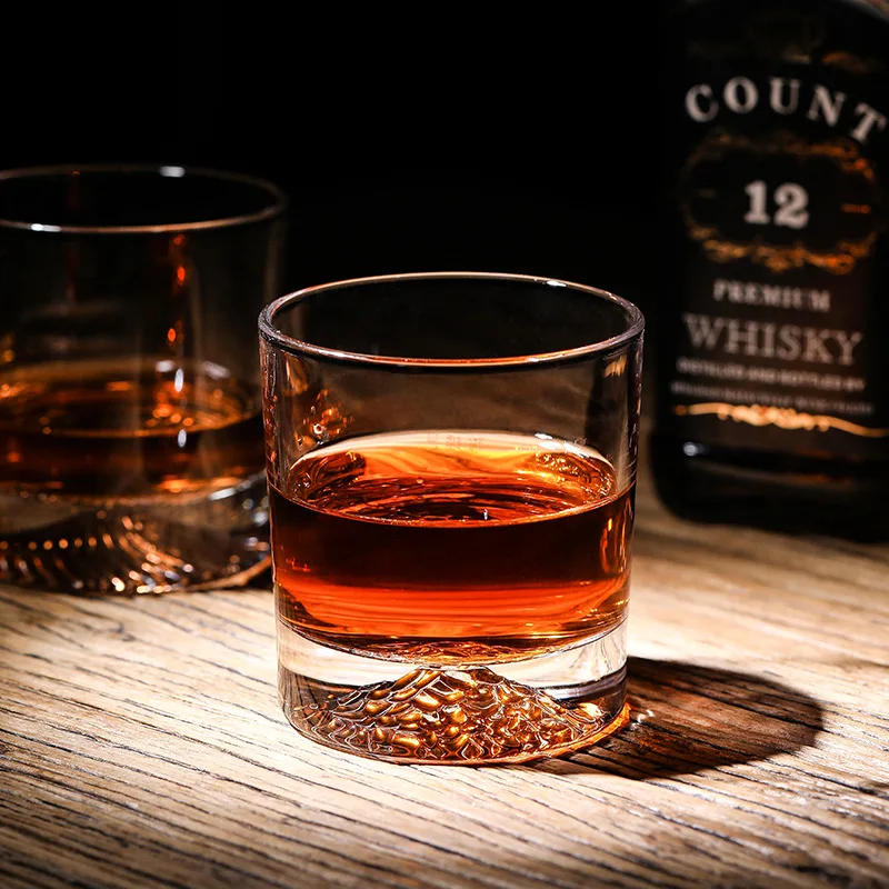 

Stylish Whiskey Beer Glass for Vodka Cocktail and Fruit Wine Trendy Bar Accessories