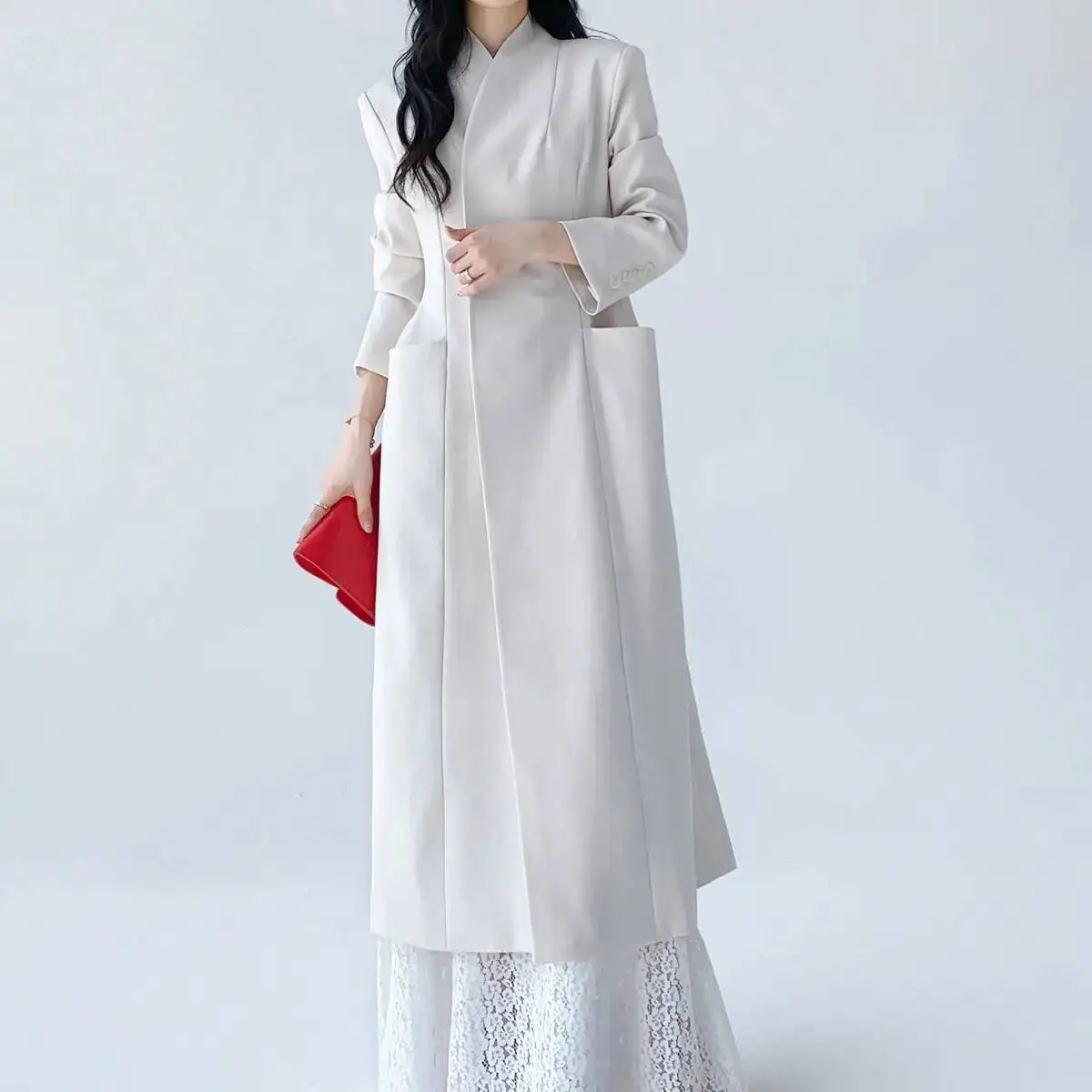 

VTKW Woman's Double-breasted Slit Design Plain Color 2025 Spring New High-quality Loose Long-sleeved Suit Jacket