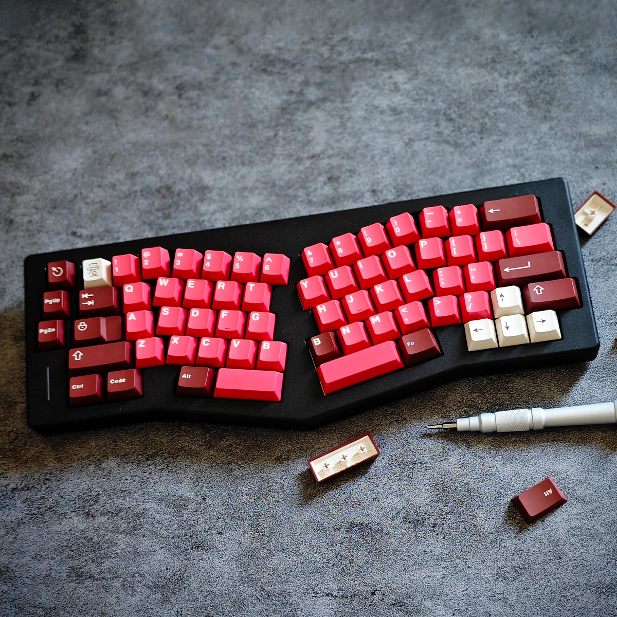 Golden velvet cake, magnetic axis, mechanical keyboard, keycap ABS two-color original factory, highly suitable for Wooting Meiji