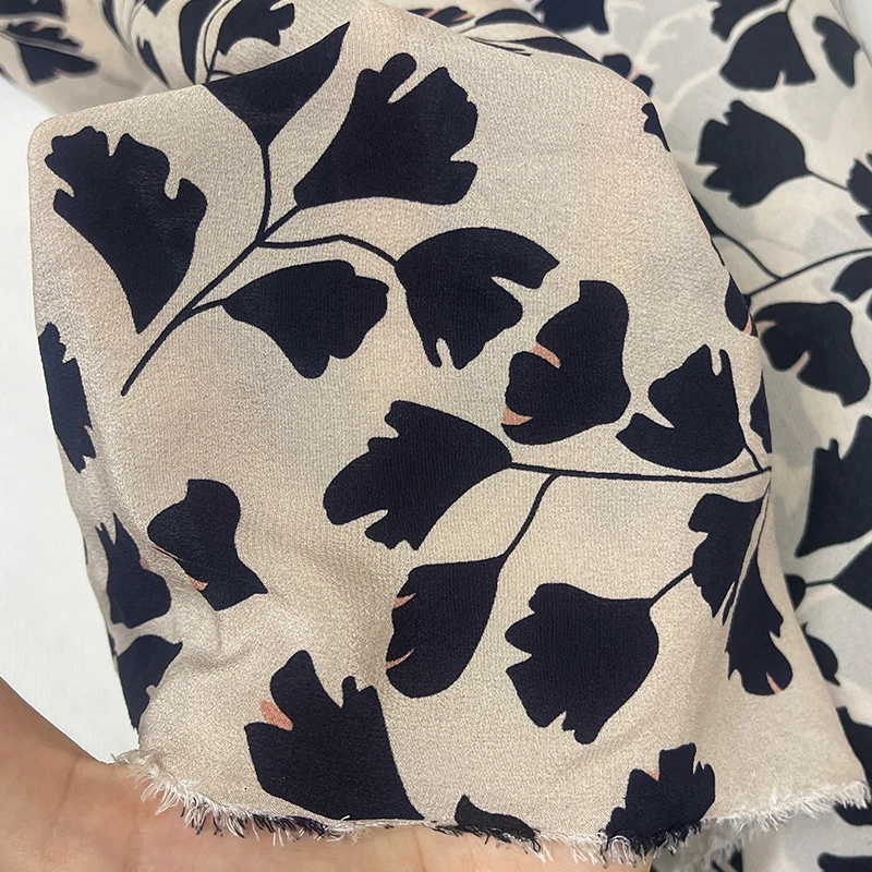 Red Raspberry 132cm 78g Silk crepe de chine beige ginkgo leaf fabrics clothes Garment sewing materials Free shipping