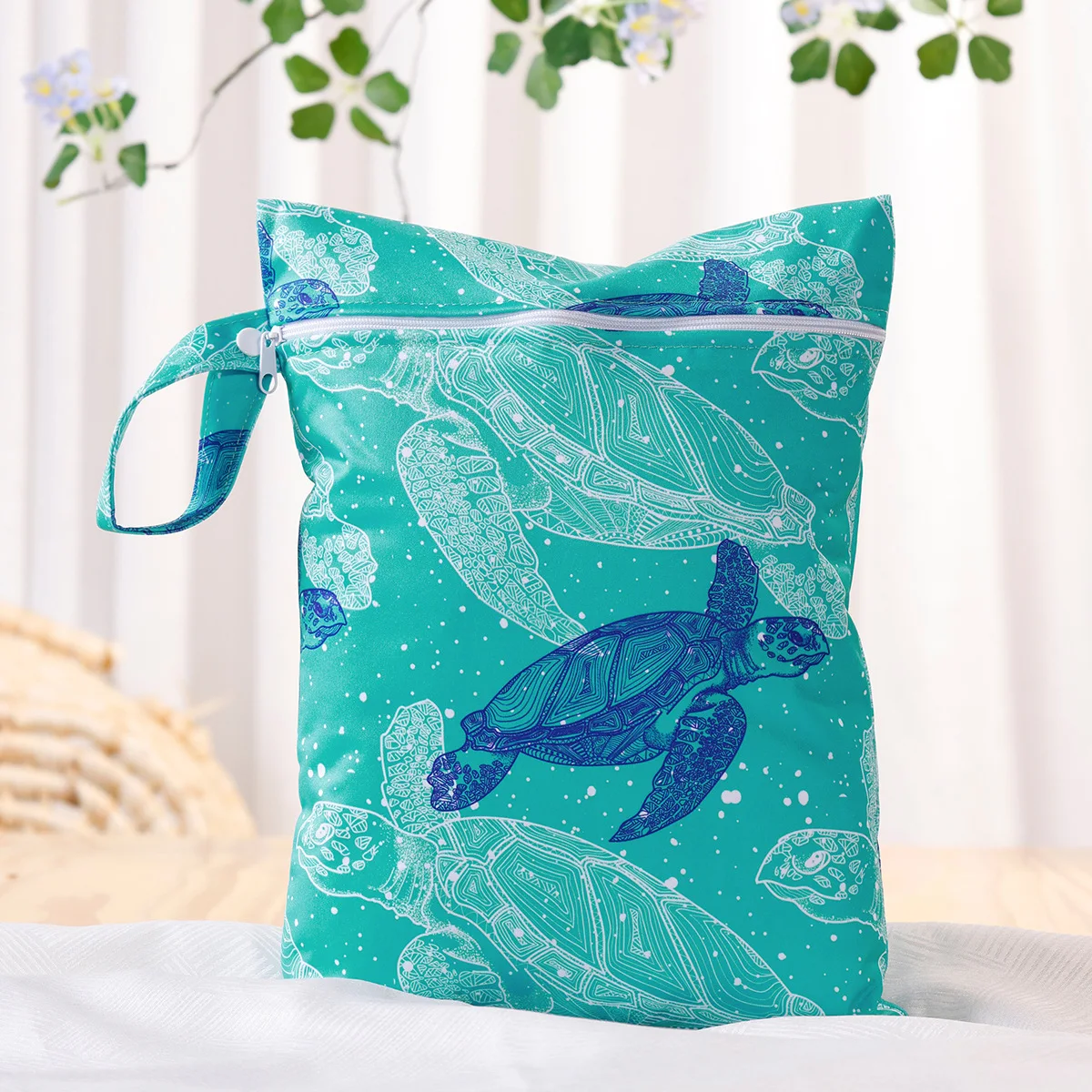 حقيبة تنظيم عربة الأطفال متعددة الجيوب مناسبة عالميًا لتخزين الحفاضات المقاومة للماء لحامل أساسيات السفر