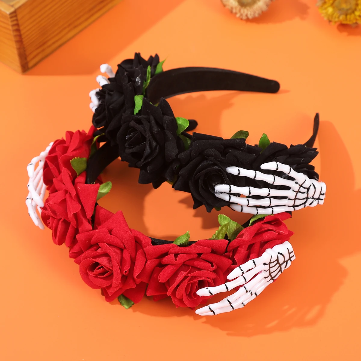 Diadema de rosa roja de Halloween para mujer, bandanas de esqueleto con flores simuladas a mano, banda para el cabello, accesorios para el cabello