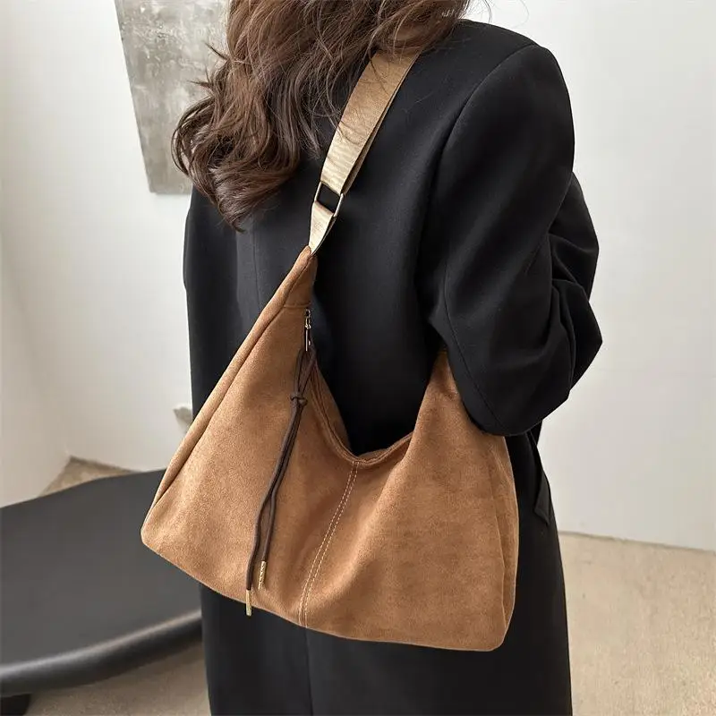 Retro Suede Texture Women Hobo Bag Trendy Large Capacity Adjustable Strap Crossbody Shoulder Bag Versatile Commuting Handbag