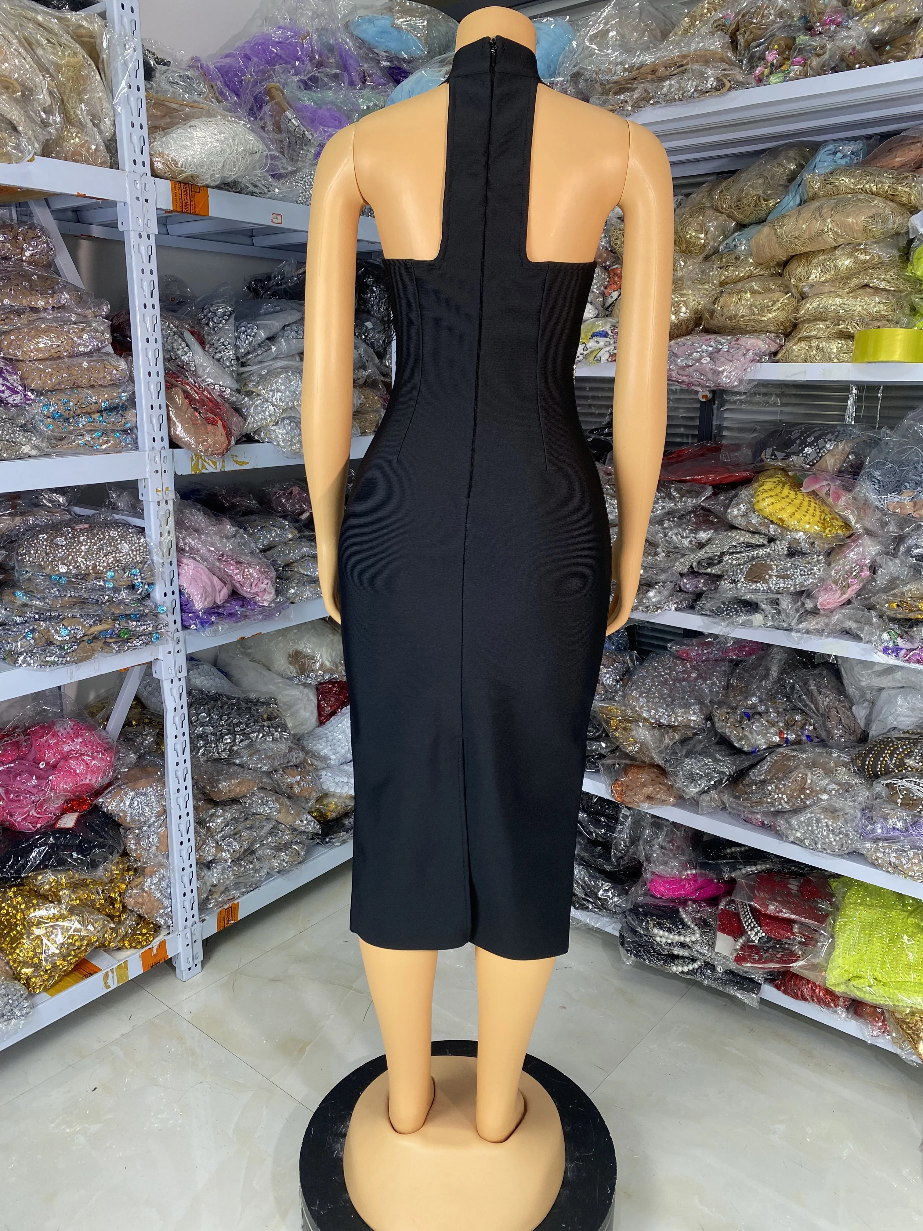 Robe d'anniversaire de luxe pour femmes, noire, fourrure, diamants, fleurs, longueur Midi, moulante, à bandes, vêtements de soirée de célébrité