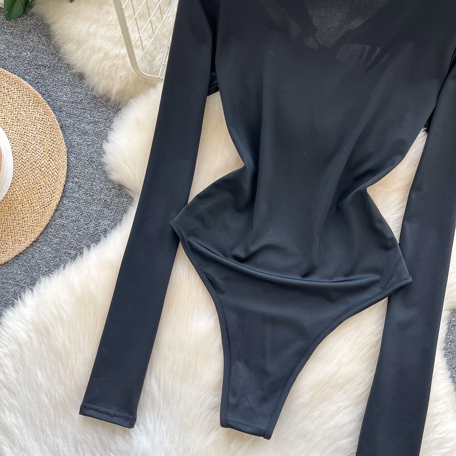 ملابس داخلية عتيقة بأكمام طويلة مفرغة مثيرة للخريف والشتاء ملابس نسائية عصرية رائعة