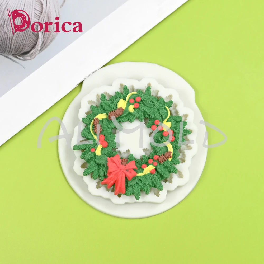 Holly Leaves Wreath Silicone Mold Fondant Sugar Chocolate Molds DIY Resin Clay Making Mould Christmas Cake Decoration Bakeware