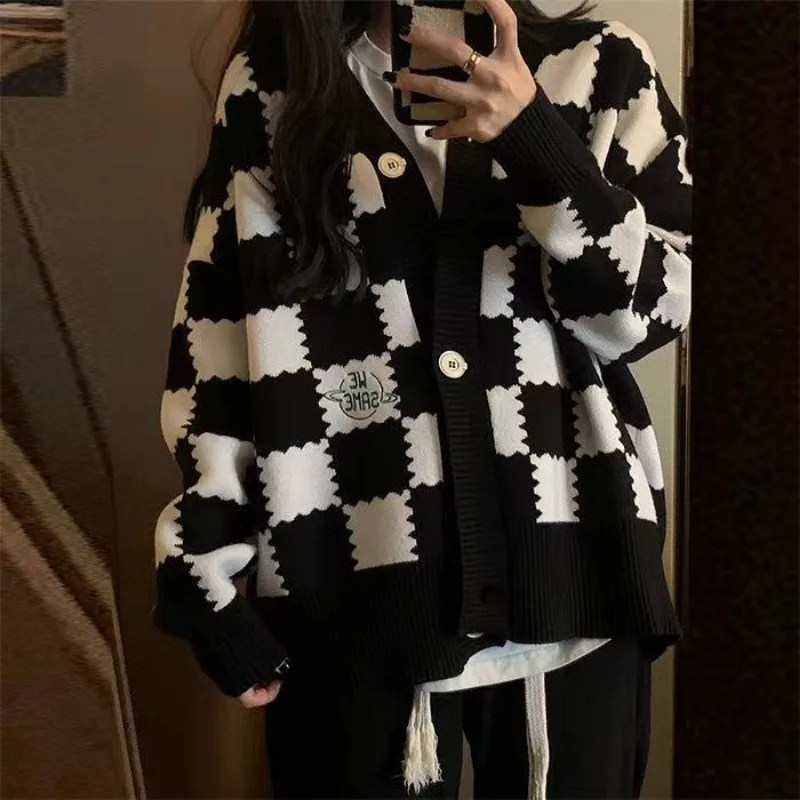 Vintage Plaid V-neck Knitting Cardigan Women Autumn Winter Fashion Patchwork Sweater Coat Simplicity Office Lady Knitwear Tops