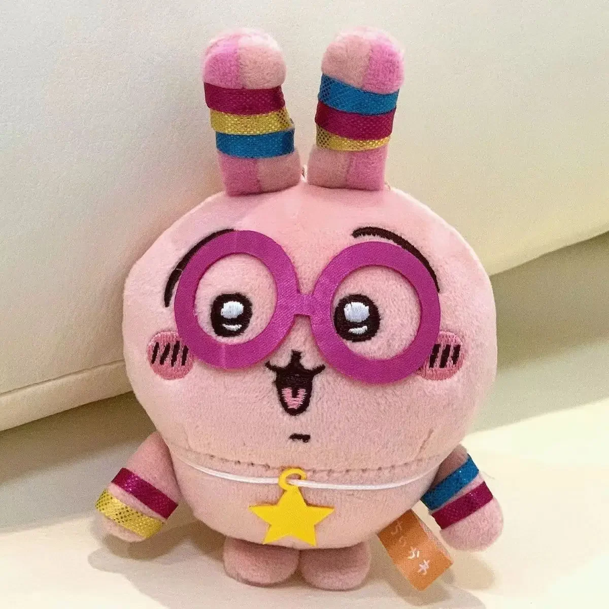 Novo fluorescente usagi anime boneca pingente pingente bonito de oito peças dos desenhos animados portátil ultra-leve mochila pingente presente menina