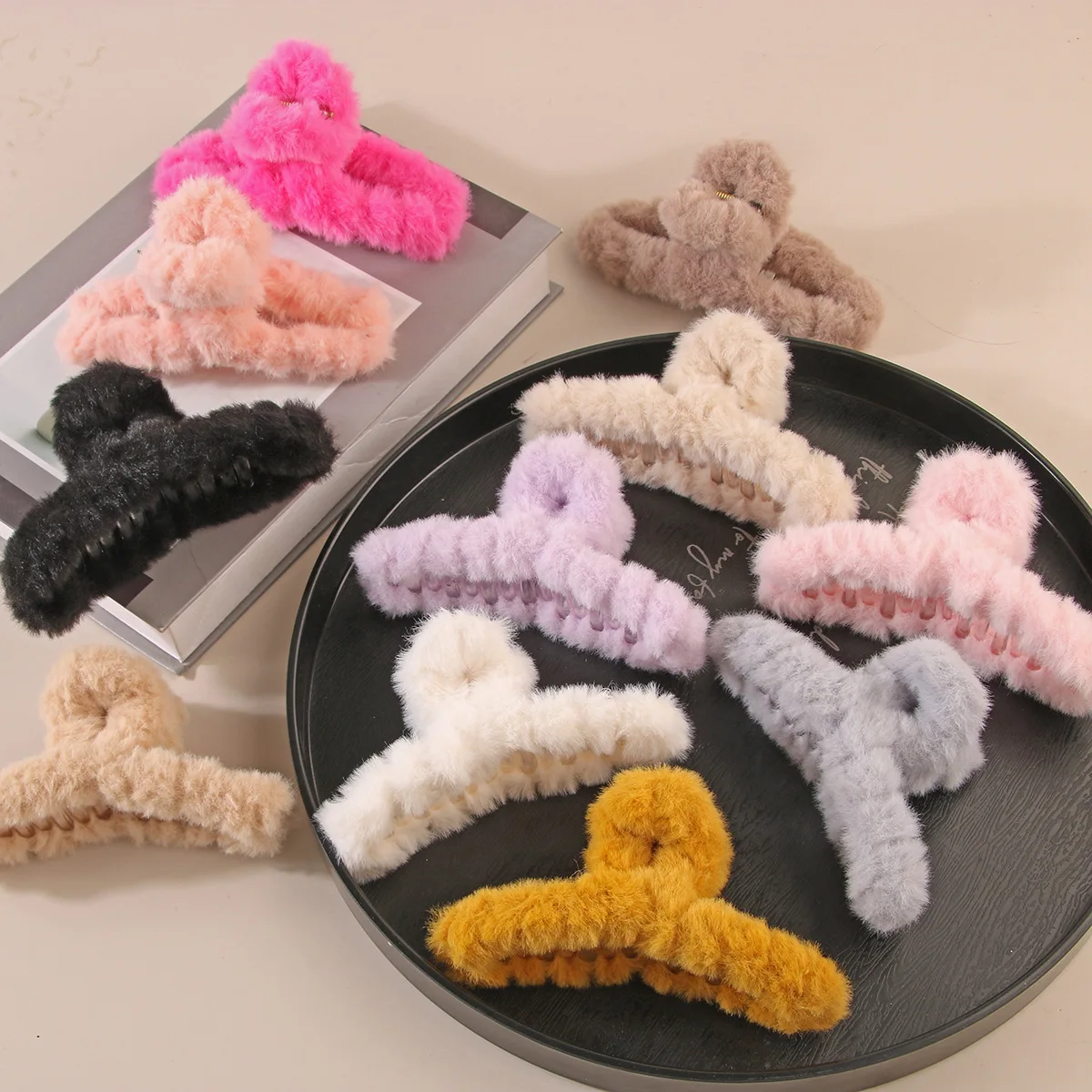 New Plush Hairpin Female Hairy Grab Clip Large Shark Clip Fall And Winter Back Head Hairpin Grab Clip Hairpin