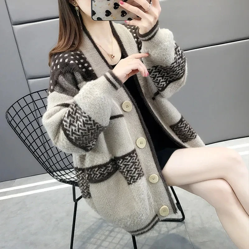 Mink Velvet Knitted Cardigan Jacket Women\'s 2022 New Loose Ladies Sweater Outerwear Spring And Autumn All-Match Button Jacket