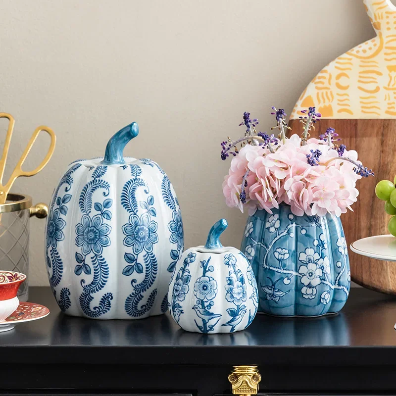 Ceramic hand-painted blue pumpkin, ceramic vase, blue and white porcelain decoration, living room foyer wine cabinet decoration