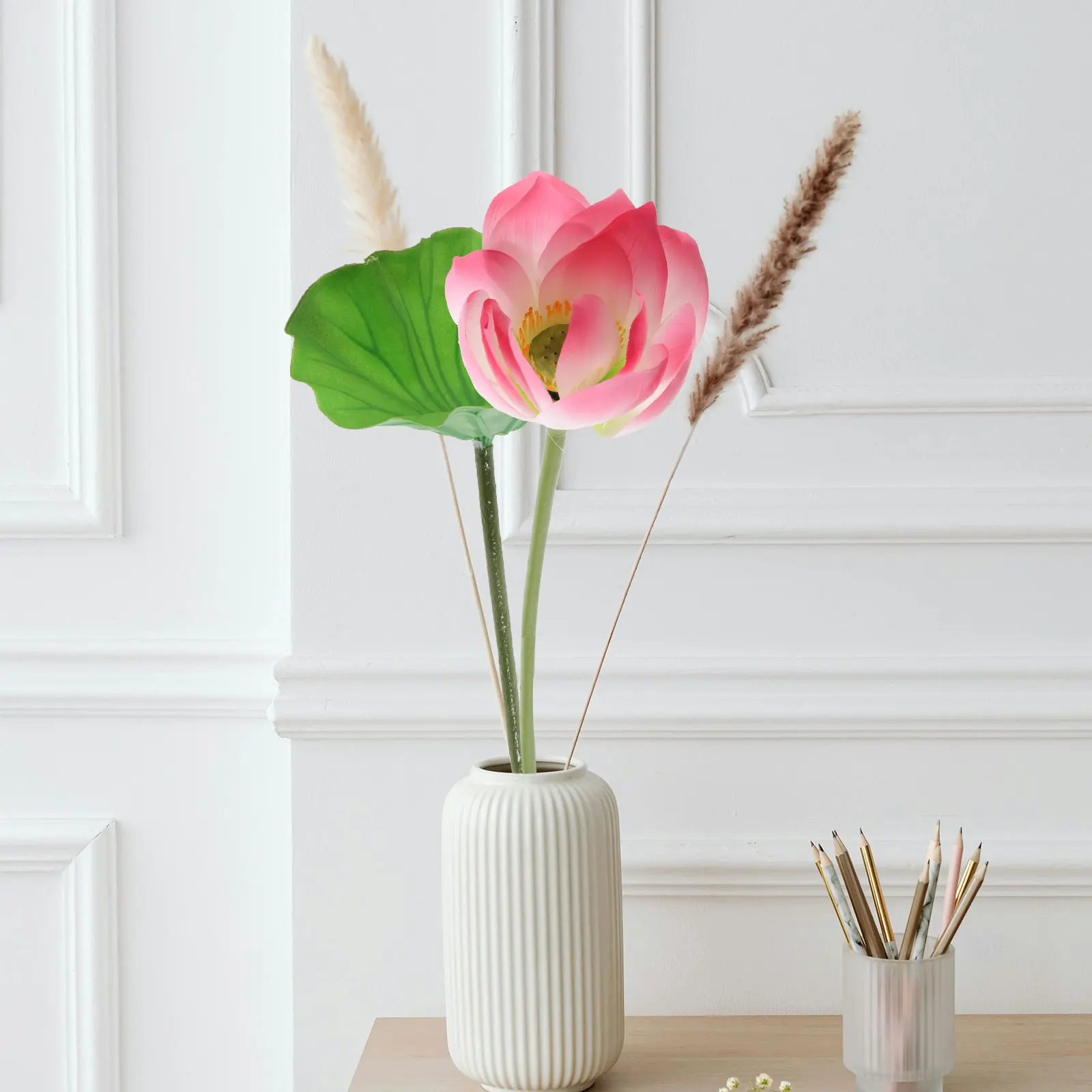 

1 set PU Lotus Deep Pink Artificial Floating Garden Pond Decor Fake Water Lily Ornament Simulated Flower