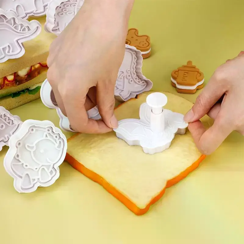 4Pcs/set Dinosaur Cookie Plunger Cutter Cartoon Baking Mould Cookie Stamp Biscuit Mold Animal Shape Cookie Cutters Baking Tools