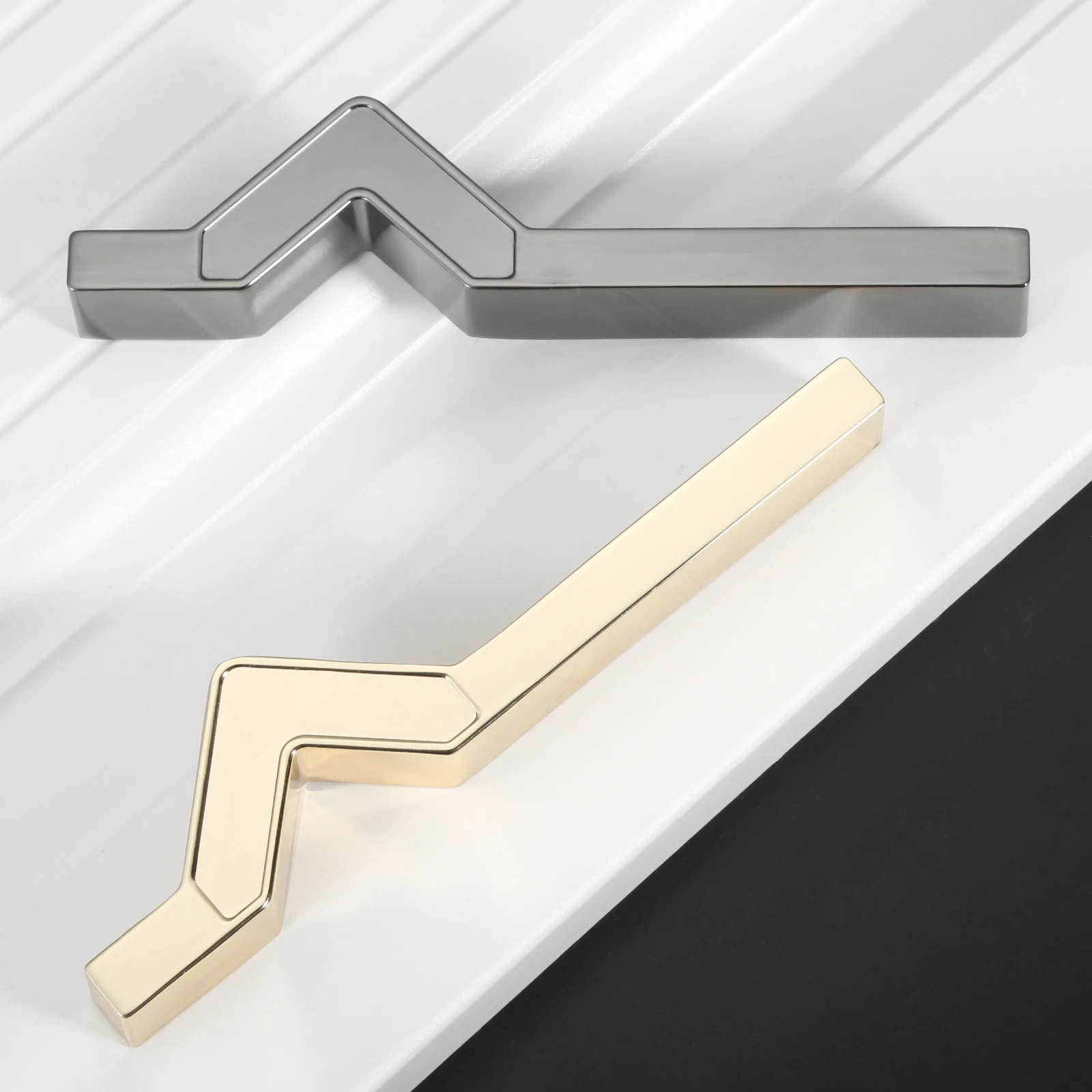 

Zinc Alloy Wardrobe Handle Door Handle Drawer Handle American Modern Minimalist Design Wooden Furniture Hardware Accessories