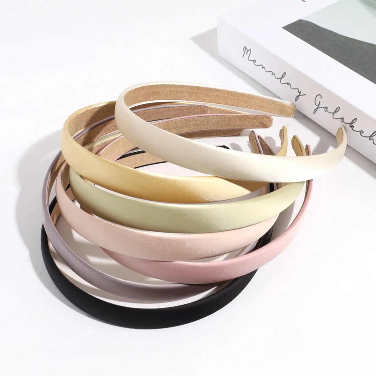 

Random 2, Korean version of fashionable solid color fine versatile headband, solid color satin simple headband, going out to press hair accessories