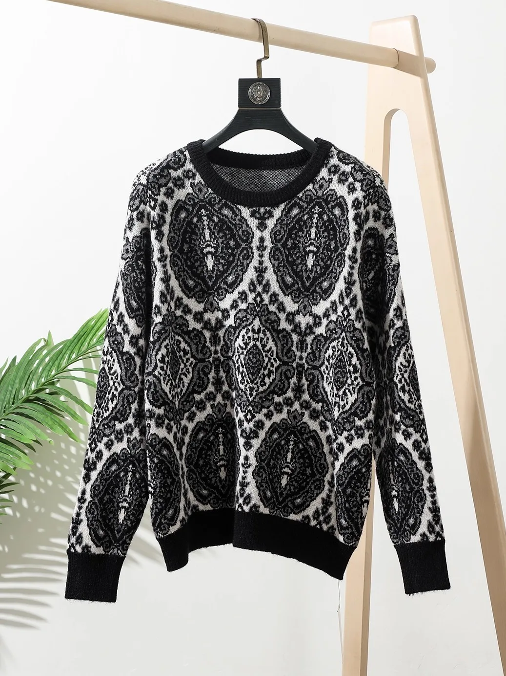 

Мужской вязаный свитер в стиле ретро-этно-барокко: комфортный, теплый, модный, на зиму, с длинным рукавом, круглым вырезом