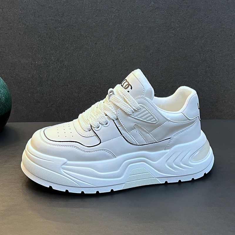 New Arrival Men Fashion Casual Board Shoes Luxury Designer Youth Trending Thick Bottom Autumn Winter Short Plush Warm Sneakers