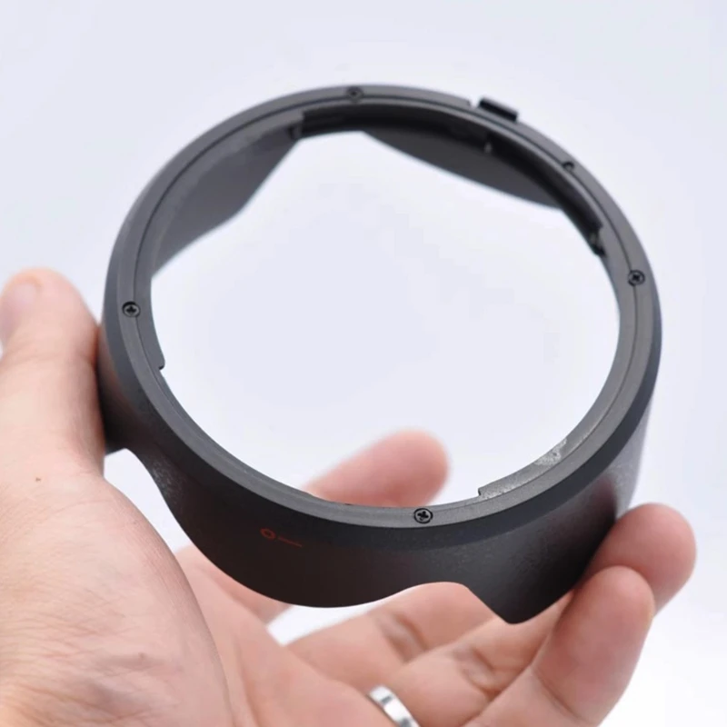 Lens Hood for RF24-240mm f4-6.3 ISUSM Lens Enhances Photography Experience