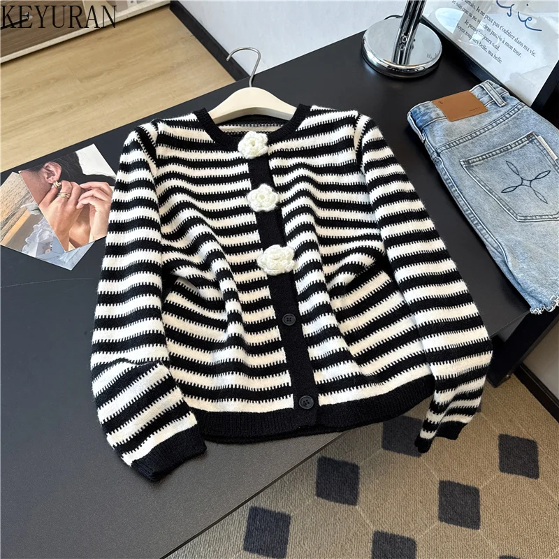 

Полосатый вязаный кардиган с цветочным принтом для женщин, новинка 2023 года, осень-зима, темпераментный свитер с круглым вырезом и длинными рукавами, пальто Mujer, топы