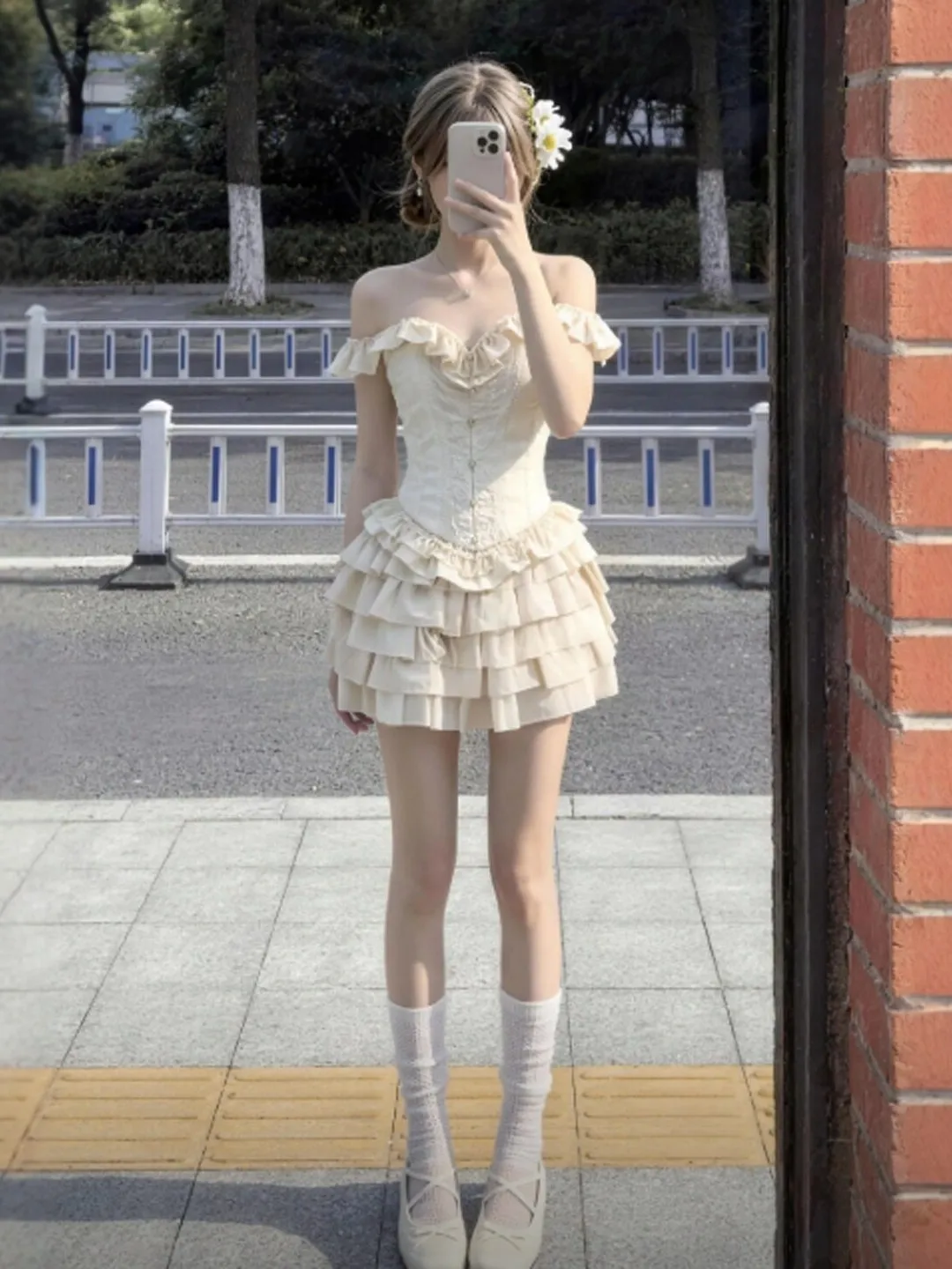 

Summer Casual Style One Shoulder Cake Short Skirt Two Piece Set Comfortable Soft Wind Elegant Fashionable Women's Outfit