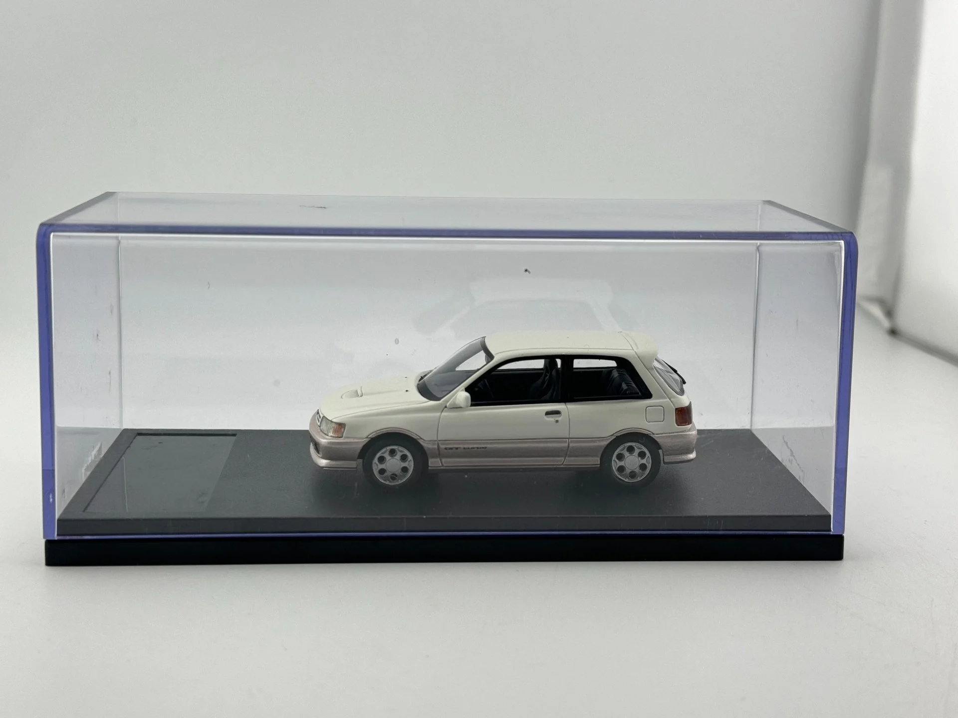 

Explosion Window Flaws Hi Story 1/43 Scale GT Starlet Resin Car Model