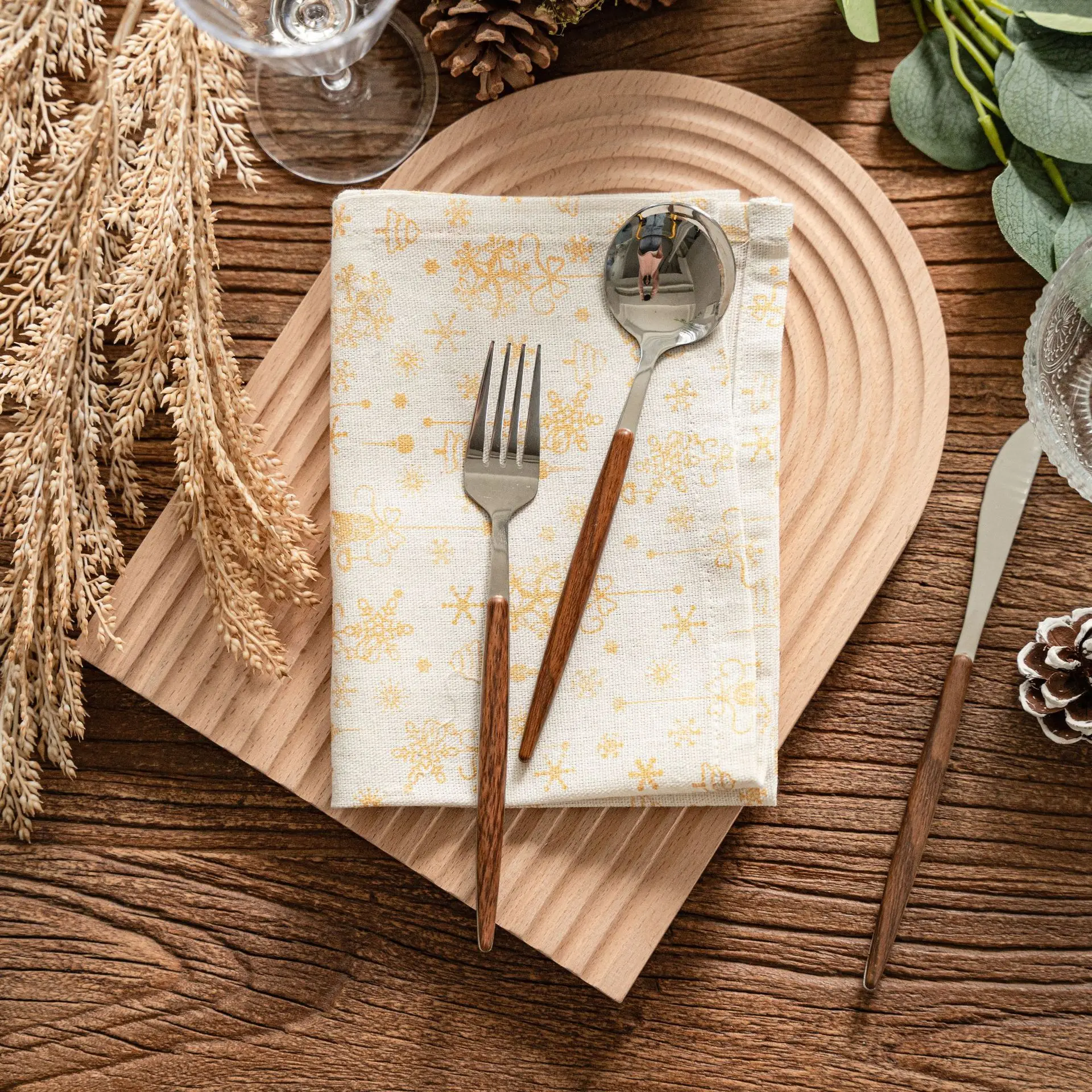 الأمريكية الأحمر والأخضر منقوشة مكان حصيرة منديل عيد الميلاد صورة خلفية القماش منديل تجفيف الجدول العلوي مفرش المائدة الزخرفية #5