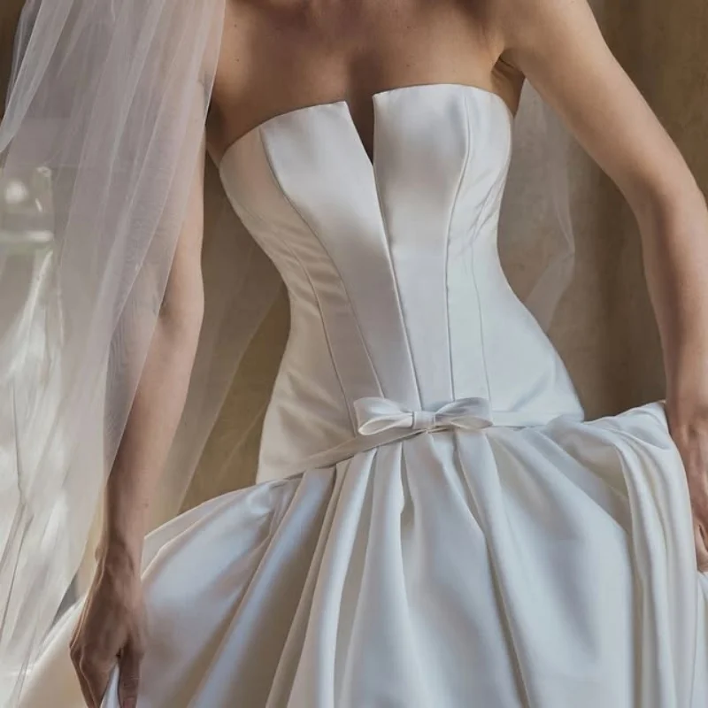 

Noble Satin White Appliques Wedding Dresses long sleeves glitter fishtail Lace decal Gowns Made wedding dress