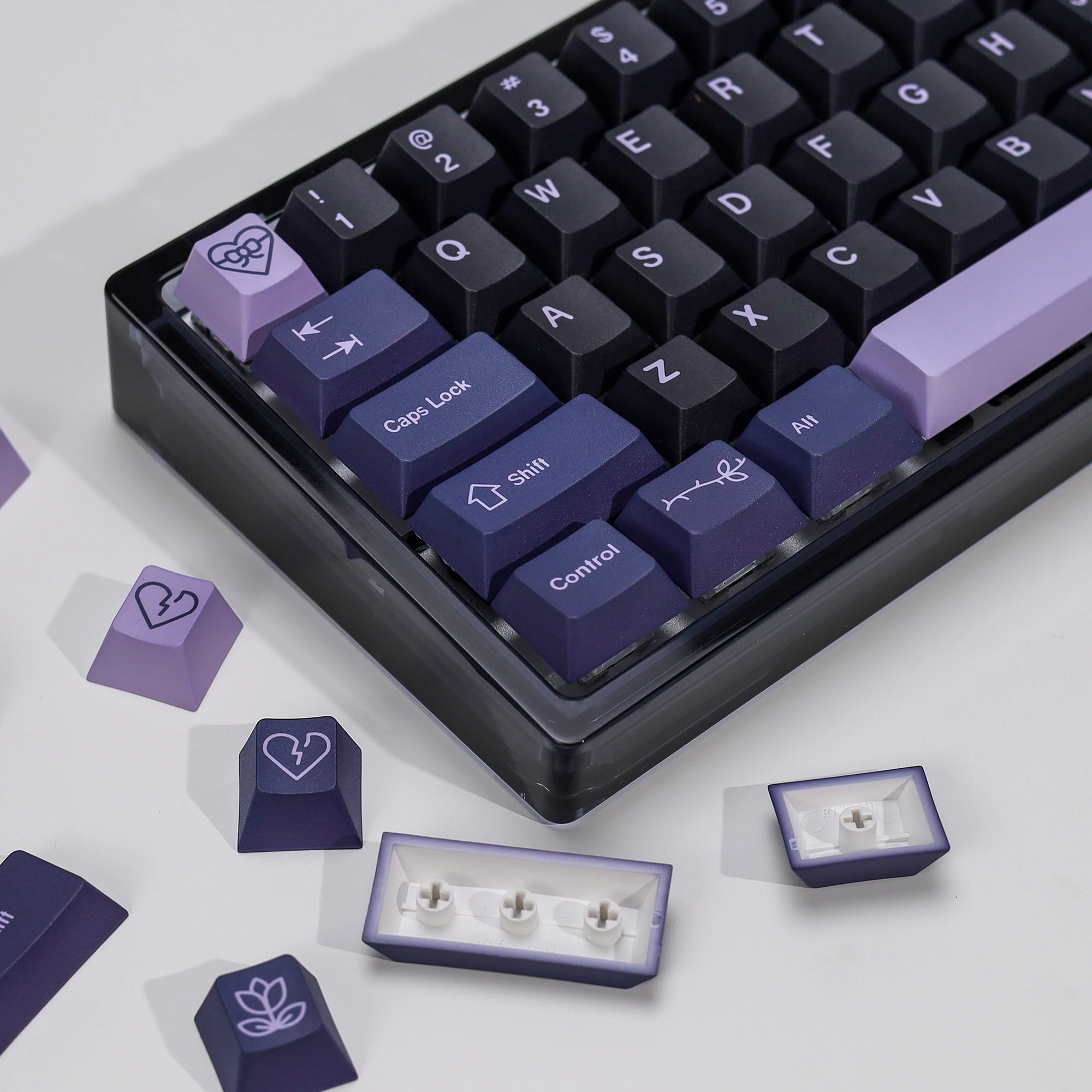 

KBDiy Clone GMK Keycap First Love Purple Retro Cherry Profile Alice Split PBT Keycaps For 60 Magnetic Mechanical Keyboard Gaming
