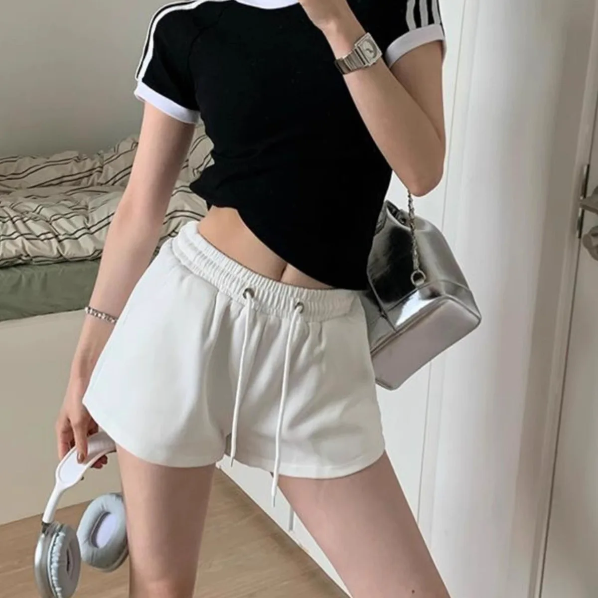 

American Sports Wide-leg Shorts Women's Summer 2025 New Wear High Waist and Thin Loose Hot Pants Versatile Casual Pants Shorts