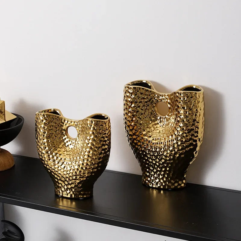 Nordic Golden Ceramic Vase Modern Home Decoration Ornaments Countertop Vase Creative Living Room Flower Arrangement Vase