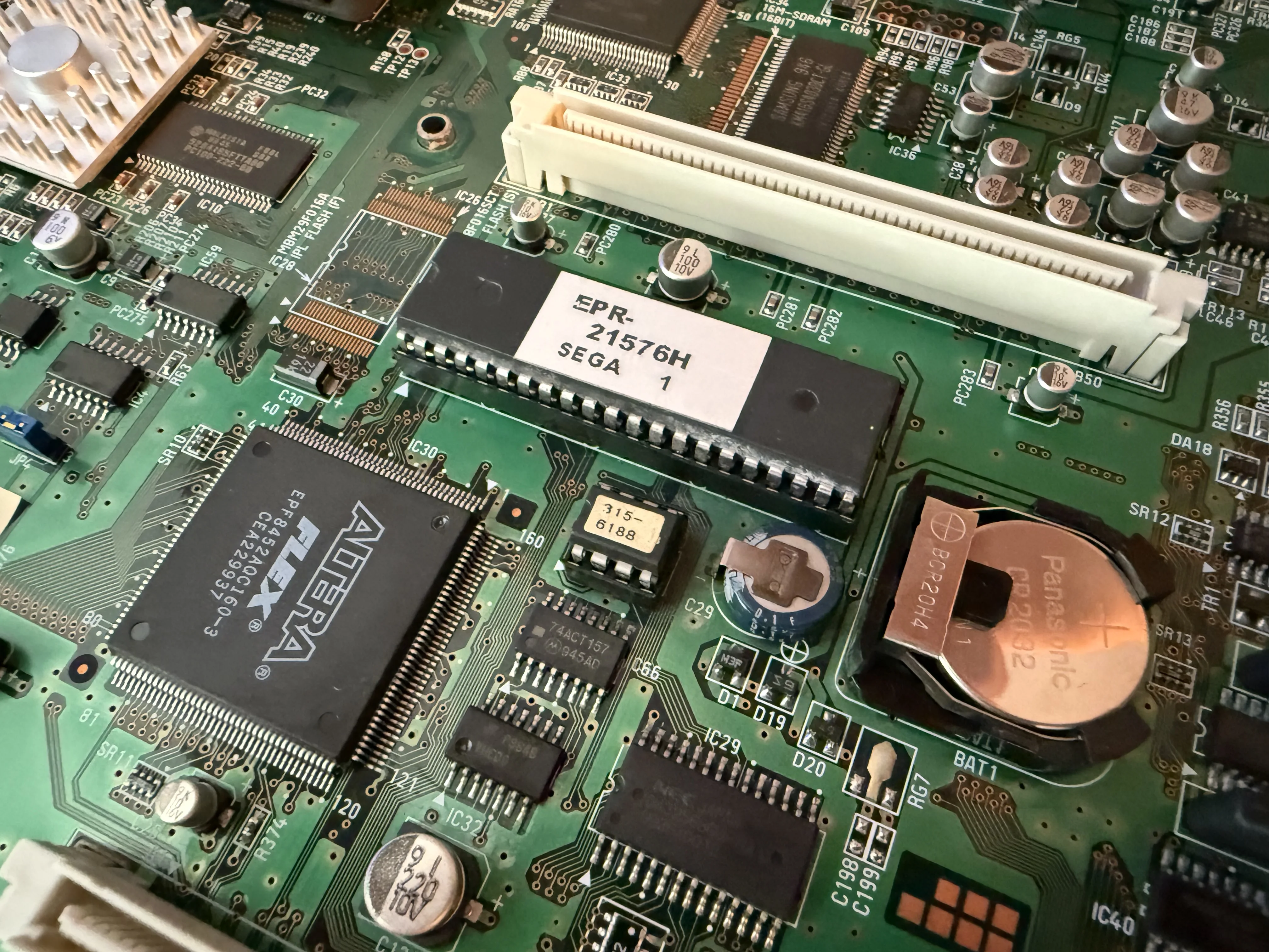 Original SEGA NAOMI Arcade Motherboard | EPR-21576H BIOS | Silent Fan | CF & NetDIMM Compatible | Tested Working Console
