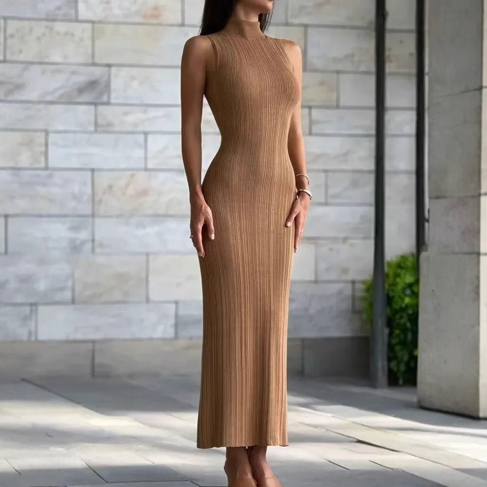 Elegant Knitted High Collar Sleeveless Fitted Dress Midi Spring Summer New Style Women's Fashion Straight Cut High Waist Dress