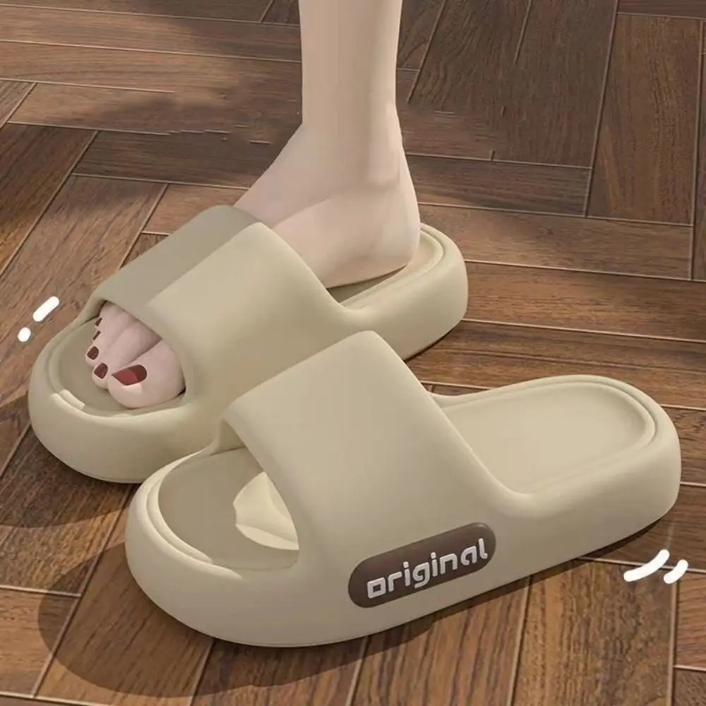 شباشب عصرية غير رسمية ذات نعل سميك ونعل ناعم أحذية الشاطئ شباشب مانعة للانزلاق صنادل بحروف للجنسين أحذية منزلية داخلية