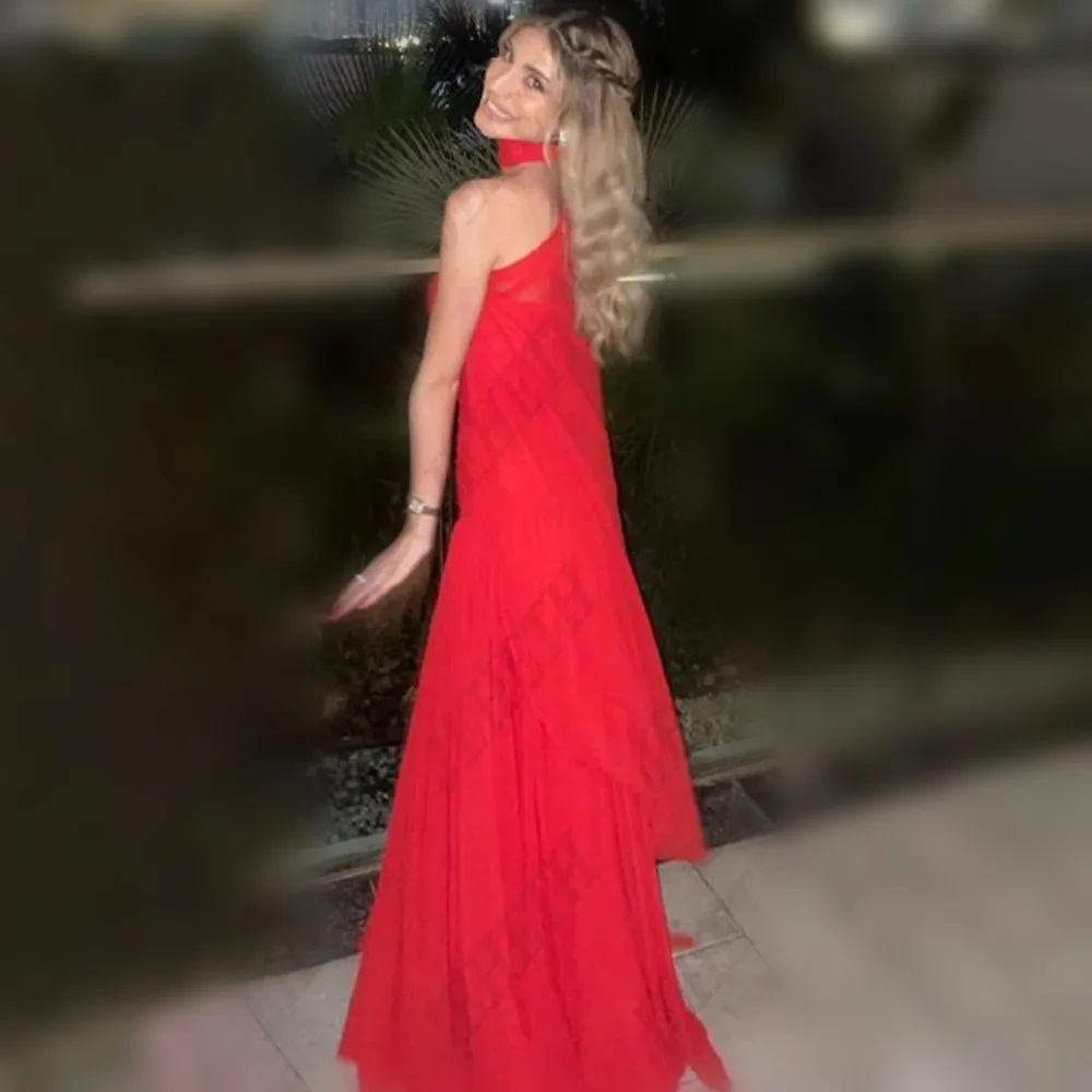 Red Evening Formal Dress Strapless Sleeveless Chffon Saudi Arabia Prom Party Gowns Vestidos Fiesta Robe De Soirée